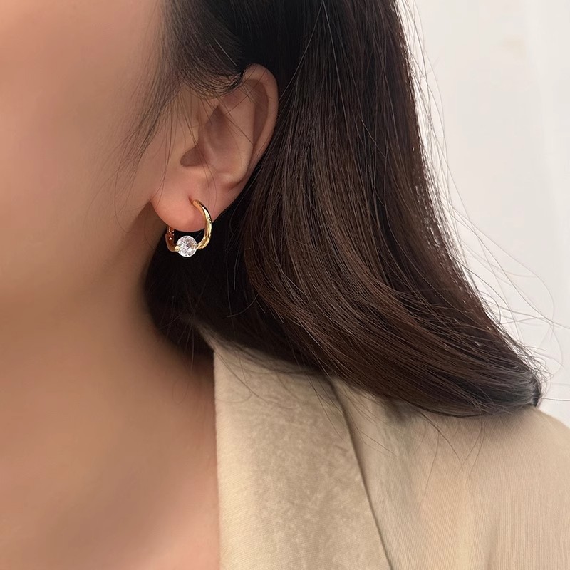 Cross single diamond stud earrings, 999 pure silver, elegant, versatile, niche, high-end, fashionable, French-style, Instagram-worthy, sterling silver earrings