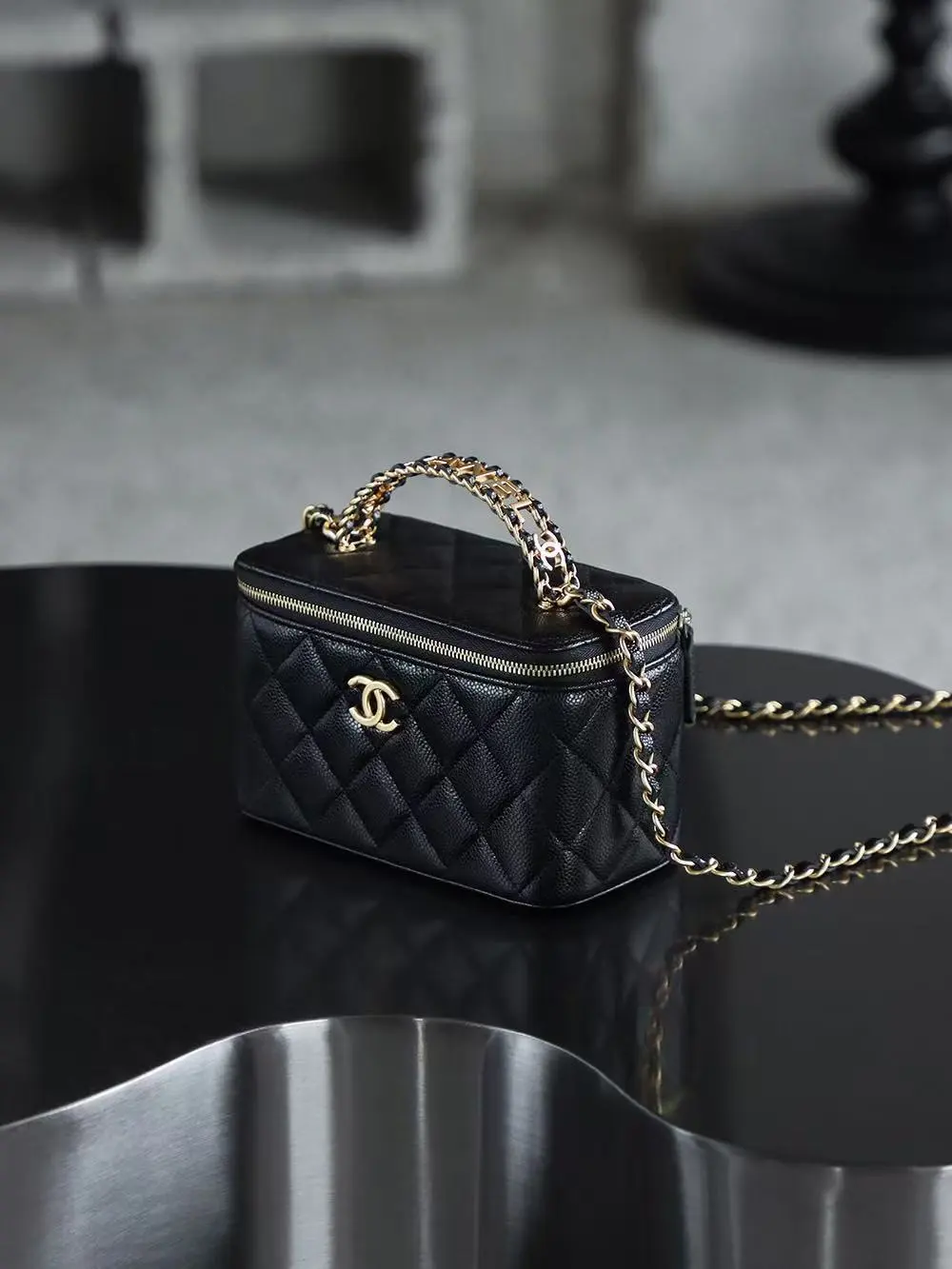 Chanel 22s cosmetic box