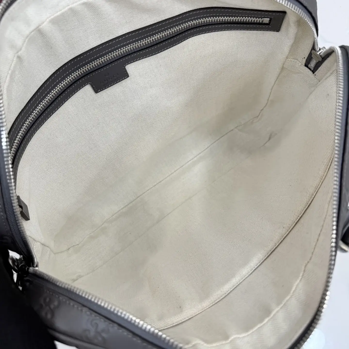 Gucci Grey Smooth Leather Tote Bag product photo from LabelPicks