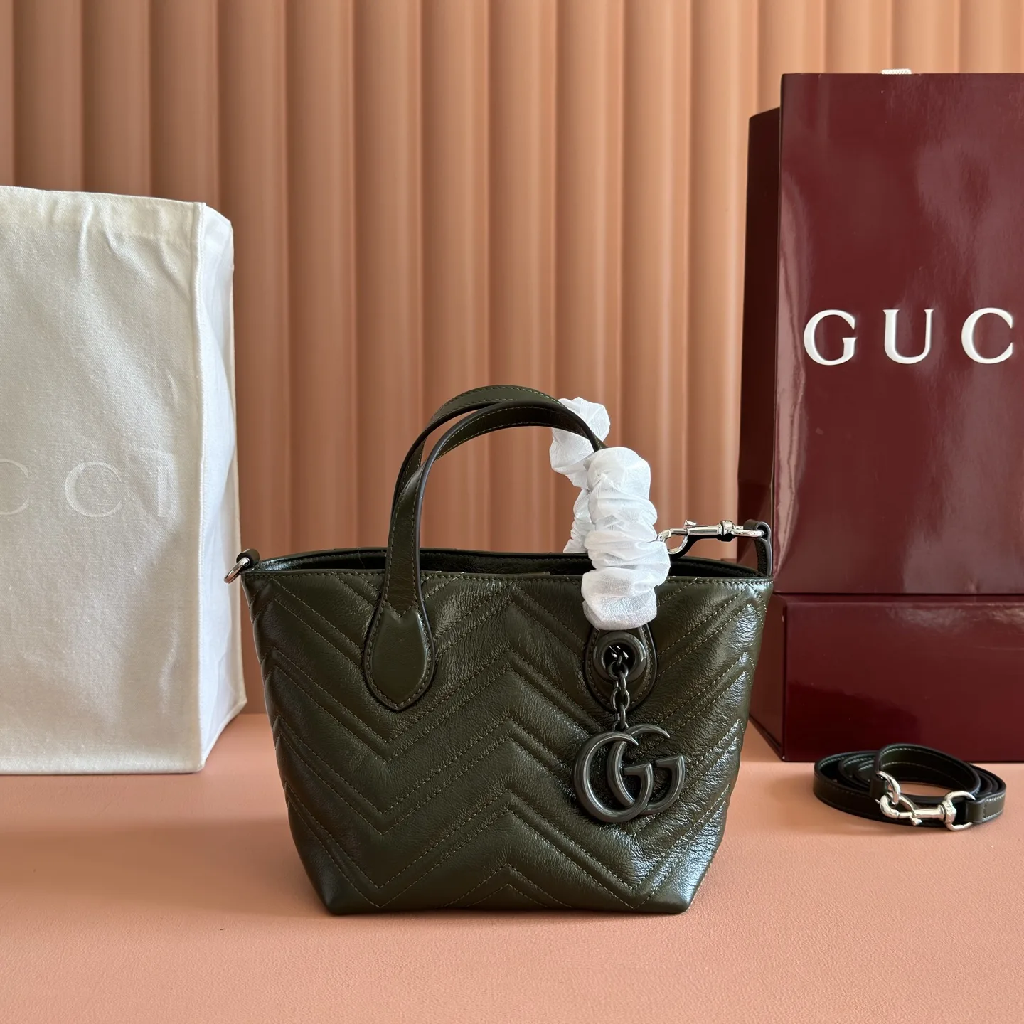 Gucci Marmont Green GG Supreme Canvas Tote Bag product photo from LabelPicks