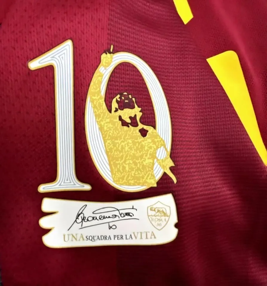 Francesco Totti SIGNED Roma Final Jersey/Shirt - COA - 2017 Retro