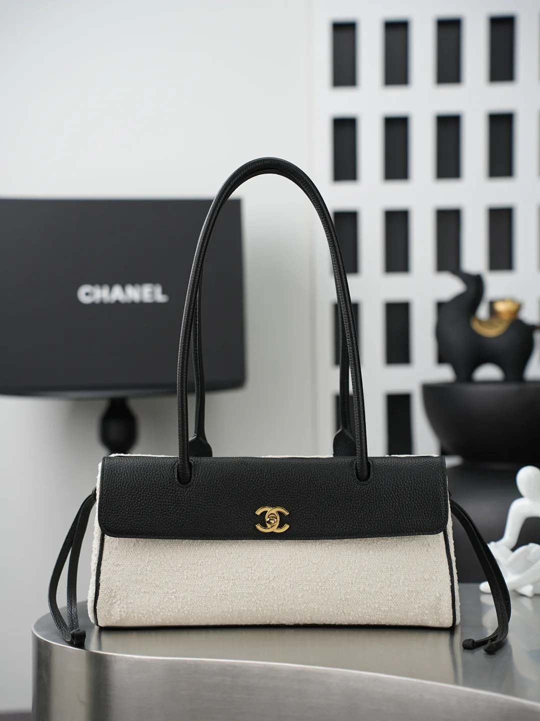 Chanel Grained Leather Tote Bag product photo from LabelPicks