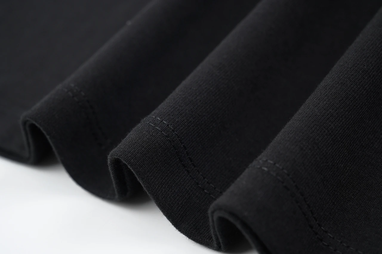Off-White Black White Spray Arrow T-Shirt product photo from LabelPicks