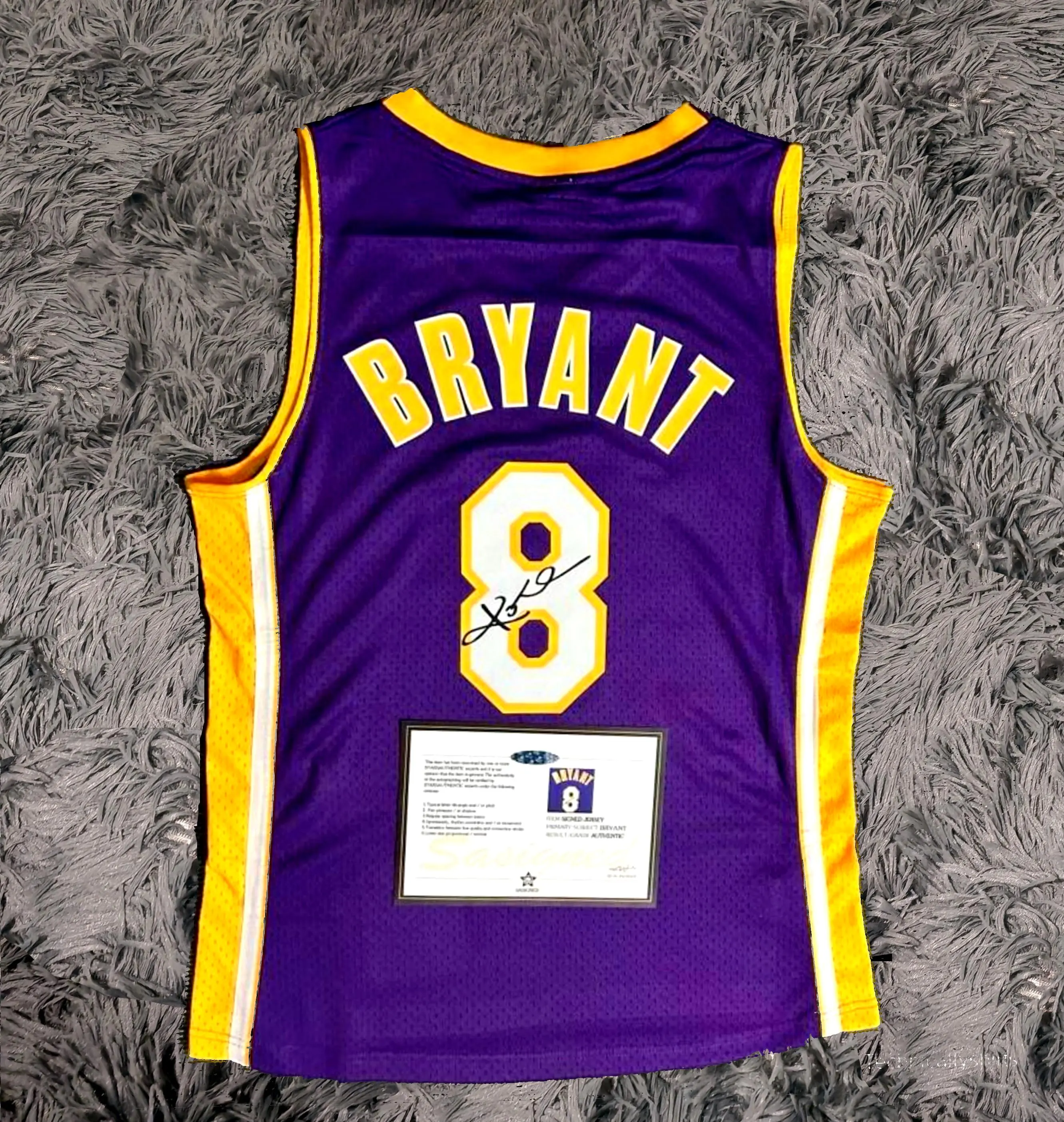 Kobe Bryant SIGNED Los Angeles Lakers Finals #8 Signature Jersey/Shirt - COA - 00/01