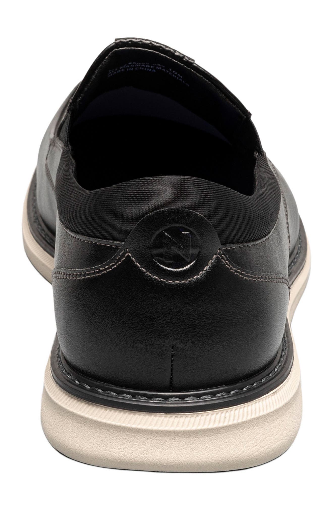 NUNN BUSH Chase Moc Toe Slip-On