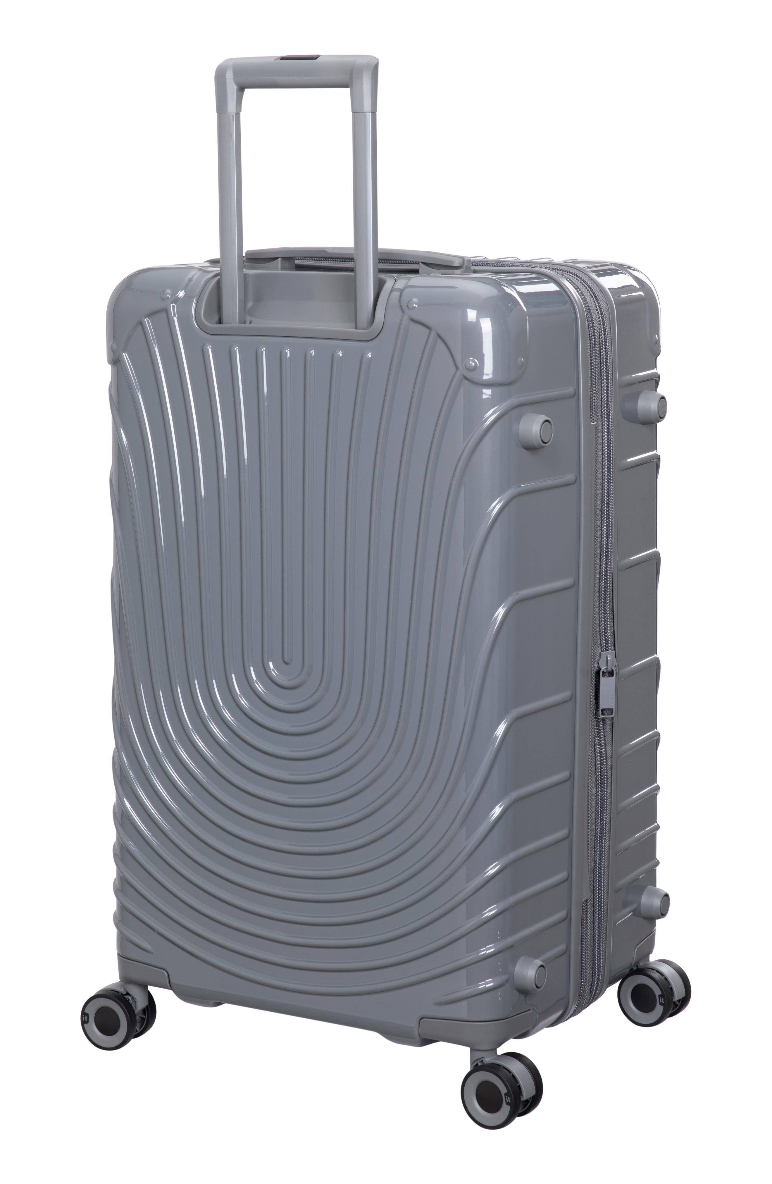 IT LUGGAGE Radiating 21-Inch Hardside Carry-On Luggage