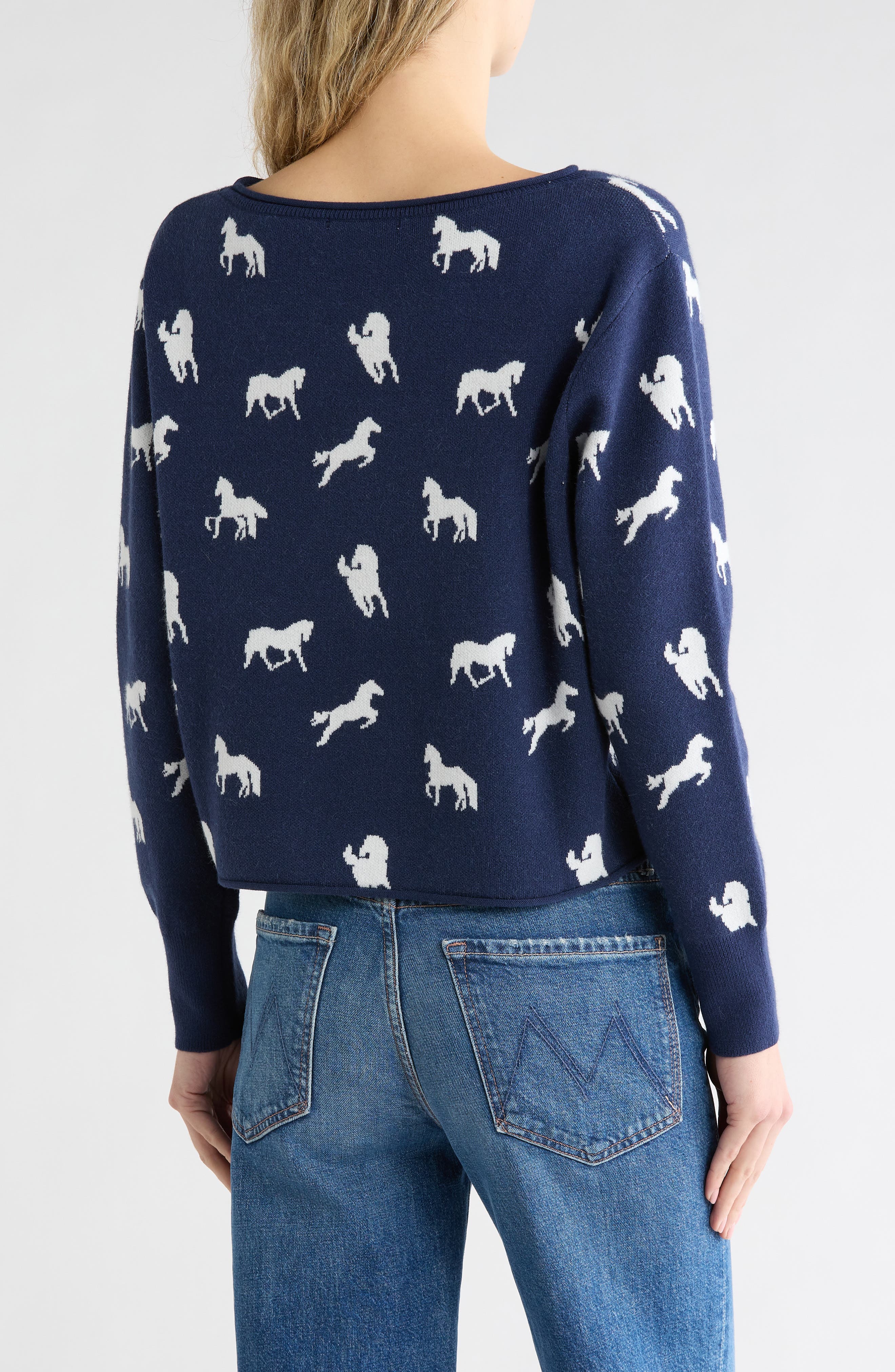 Vigoss Horse Crop Pullover Sweater