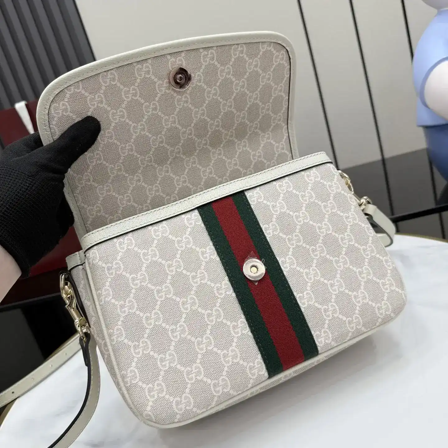 Gucci GG Supreme Canvas Ophidia Crossbody Bag product photo from LabelPicks