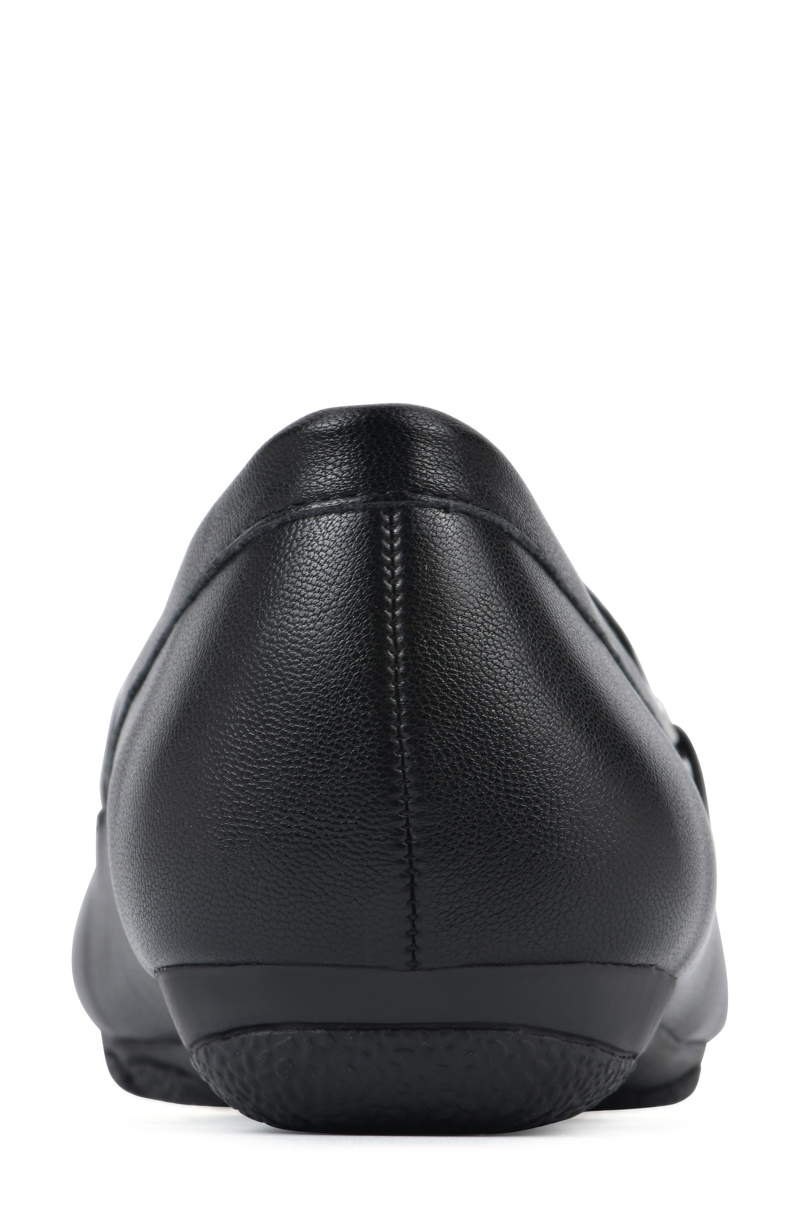 CLIFFS BY WHITE MOUNTAIN Gush Tassel Loafer - Wide Width Available