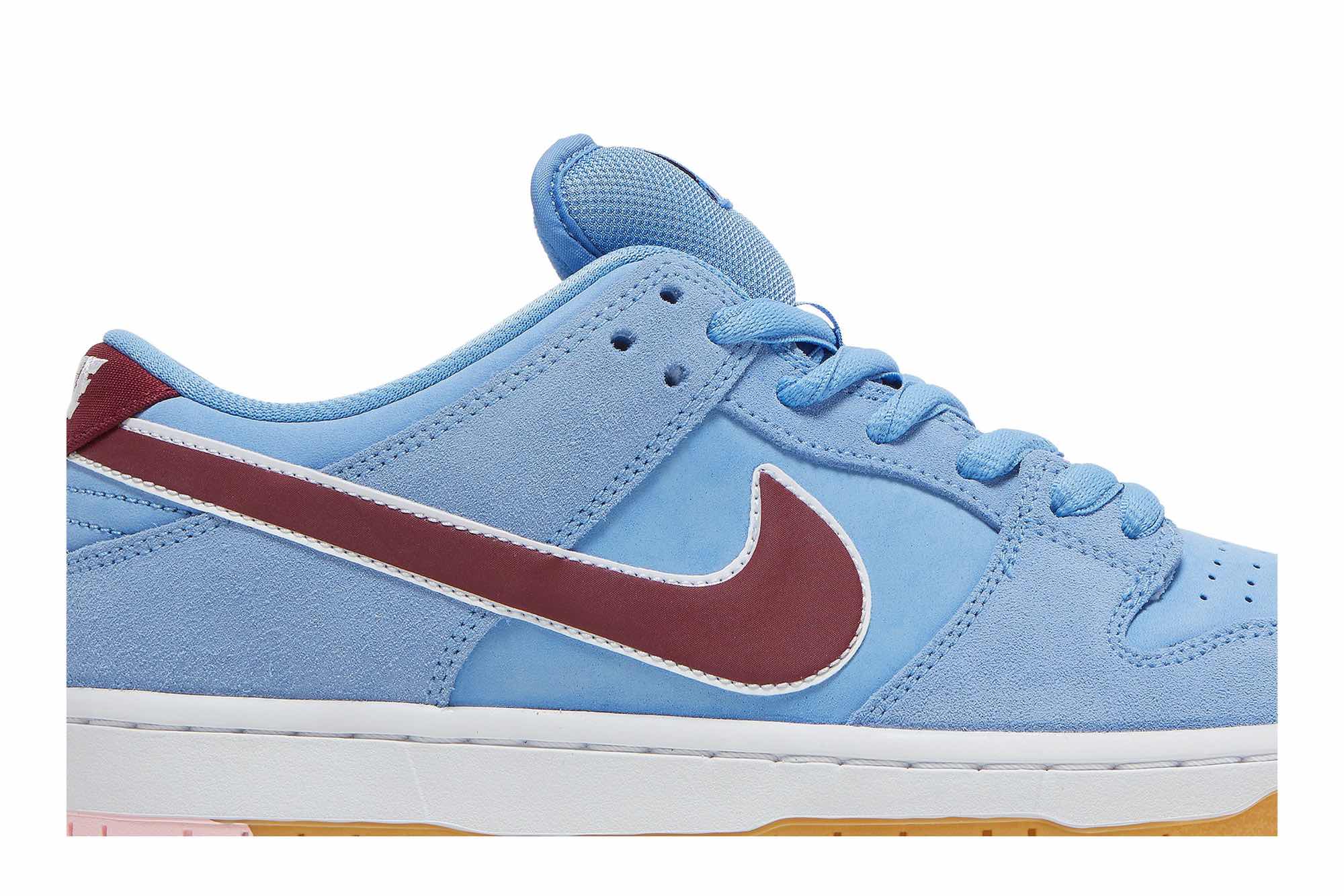 Nike SB Dunk Low Premium ‘Philadelphia Phillies’ DQ4040-400
