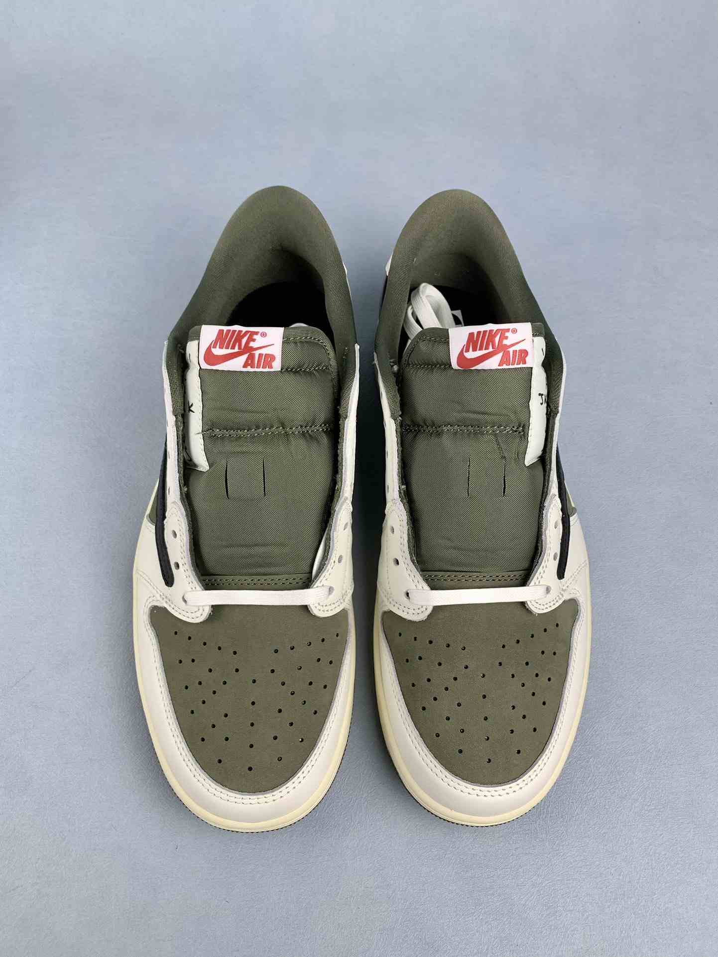 Travis Scott x Air Jordan 1 Low OG “Medium Olive” Shoes