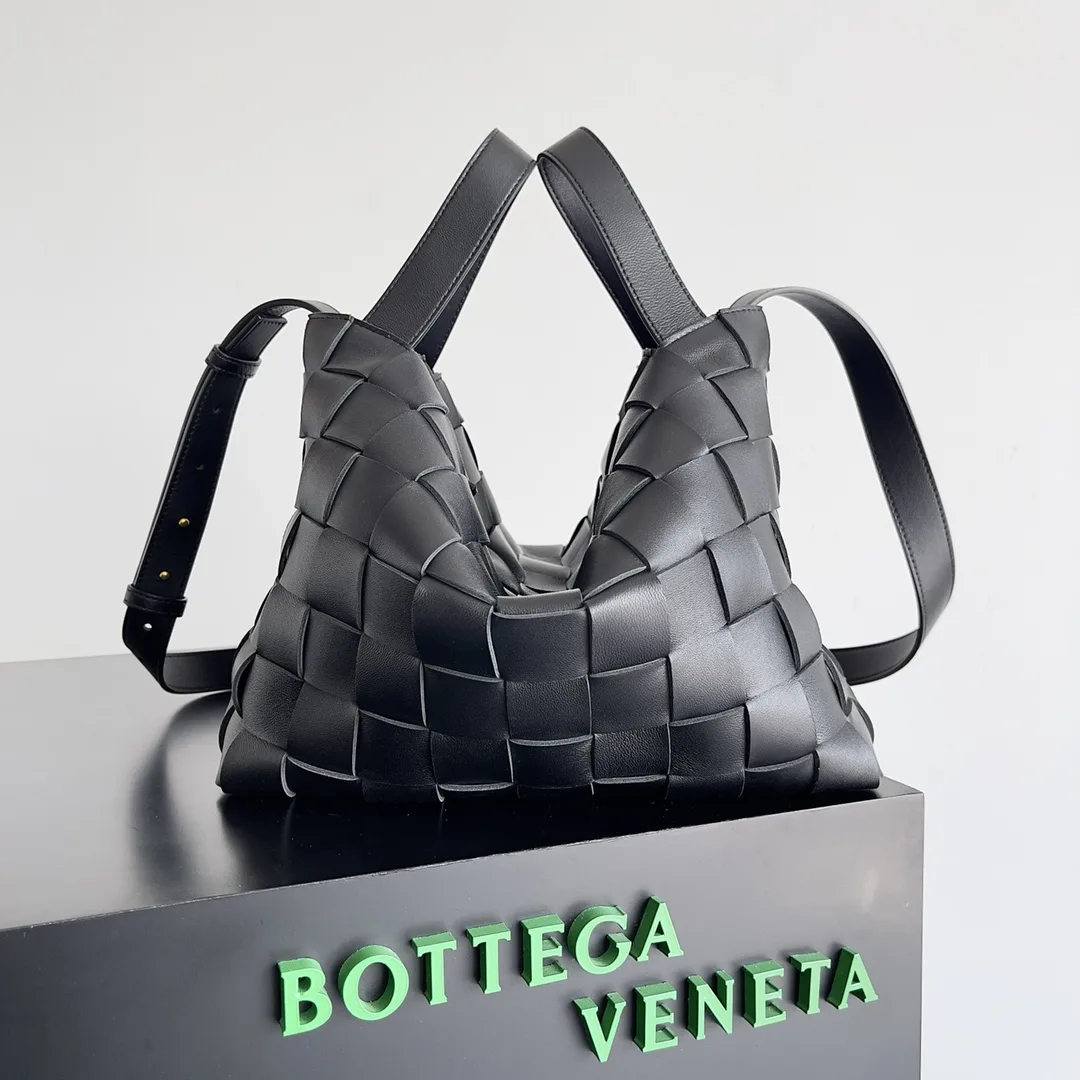 Bottega Veneta Intrecciato Woven Leather Top Handle Bag product photo from LabelPicks