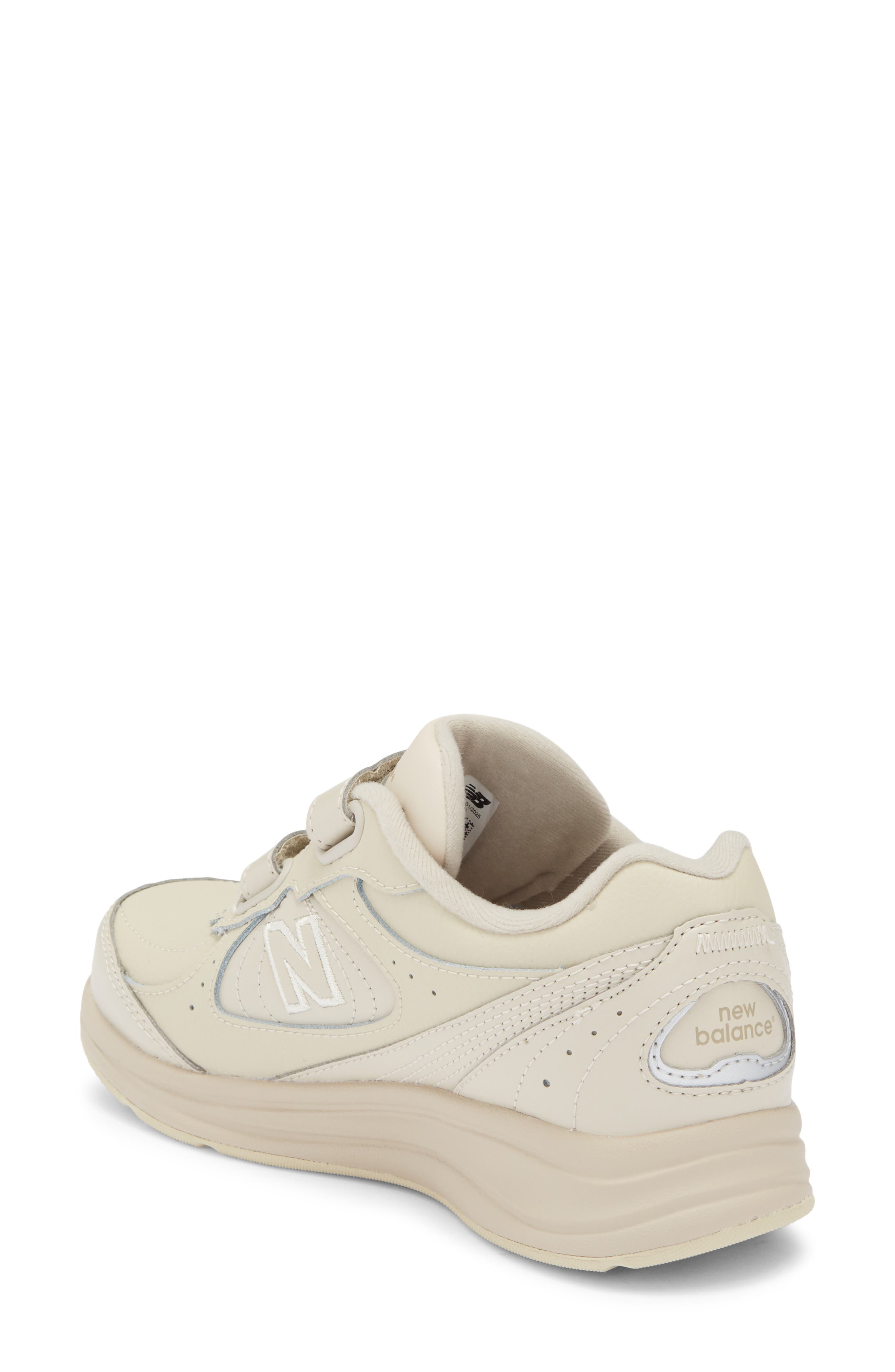 New Balance Leather Sneaker