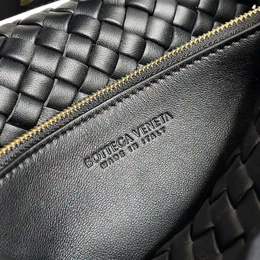 Bottega Veneta Intrecciato Woven Leather Cabat Shoulder Bag product photo from LabelPicks