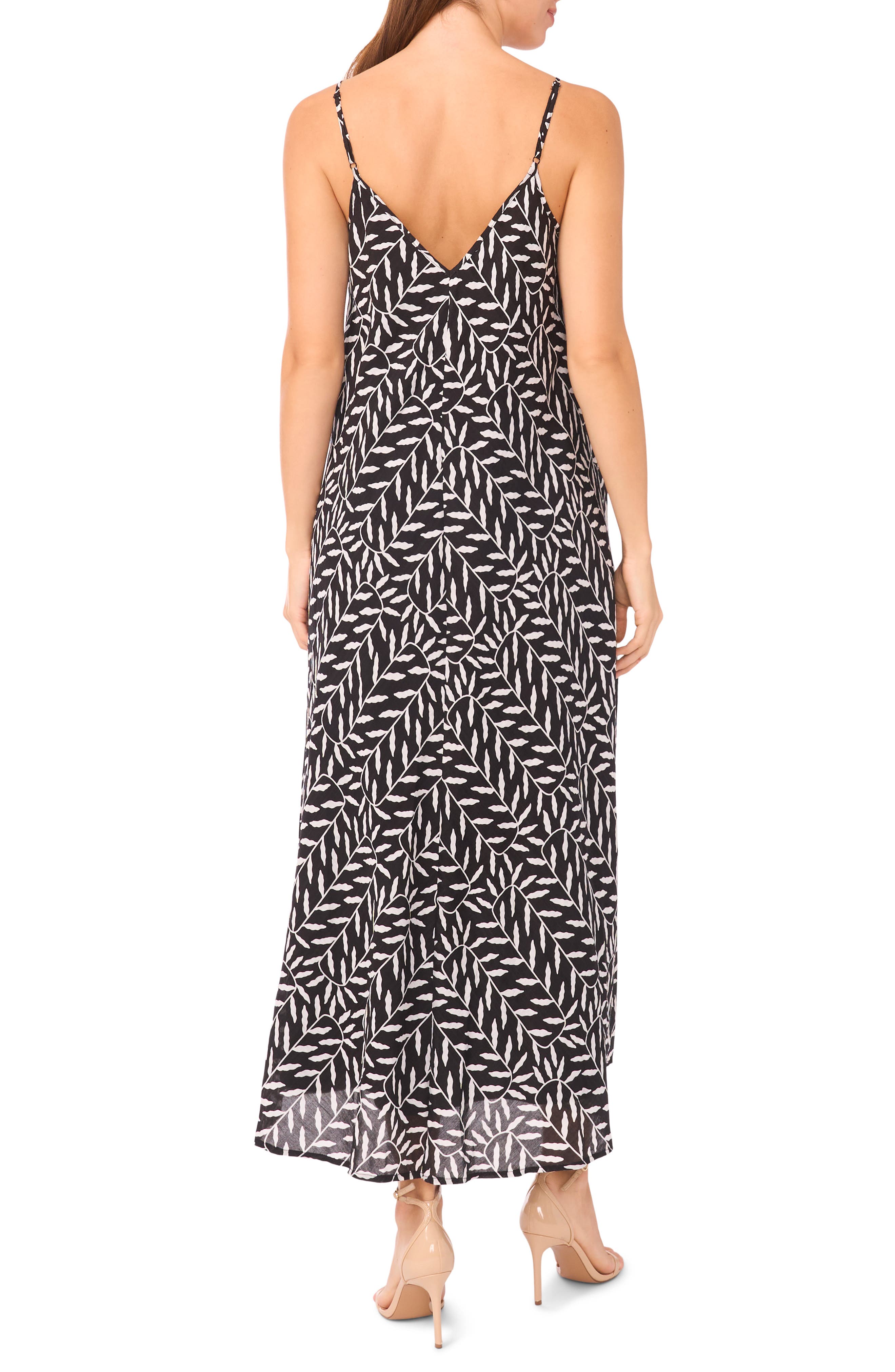 Halogen® Leaf Print Contrast Detail Shift Dress