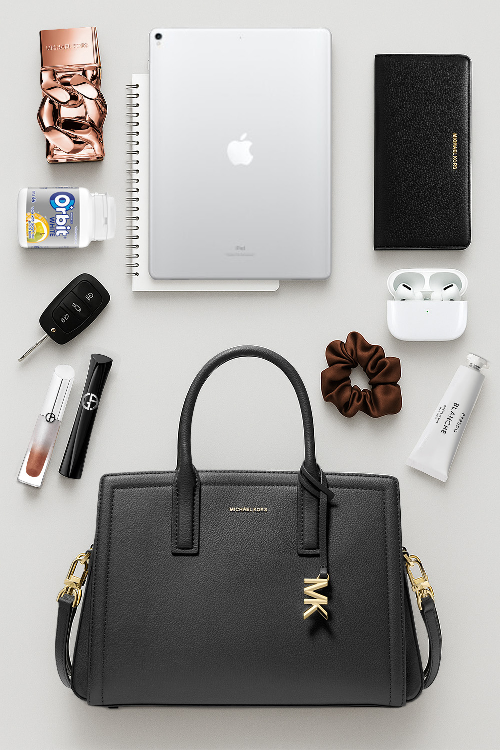 MICHAEL KORS תיק נשיאה ליילה מדיום