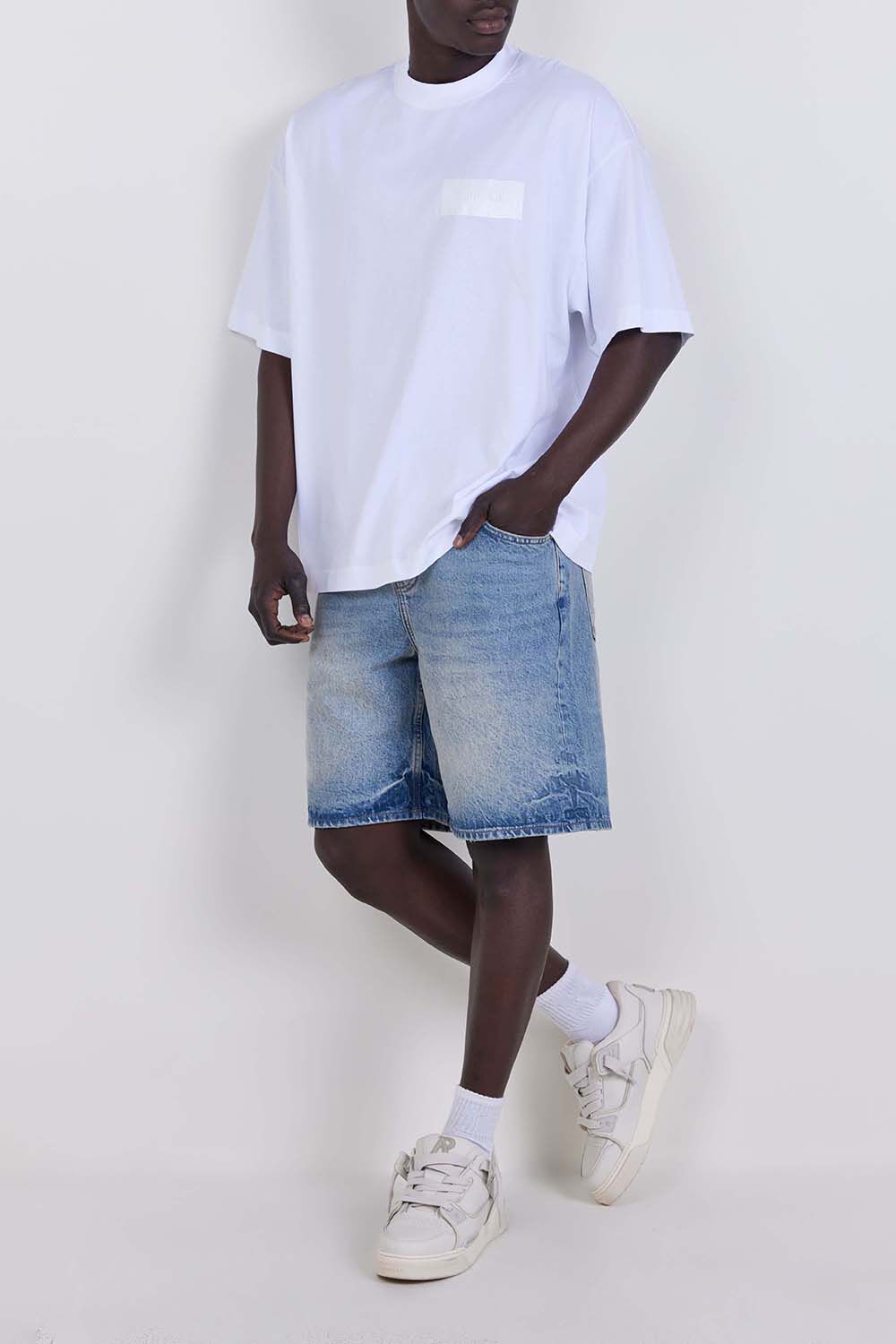 VETEMENTS חולצת טי
