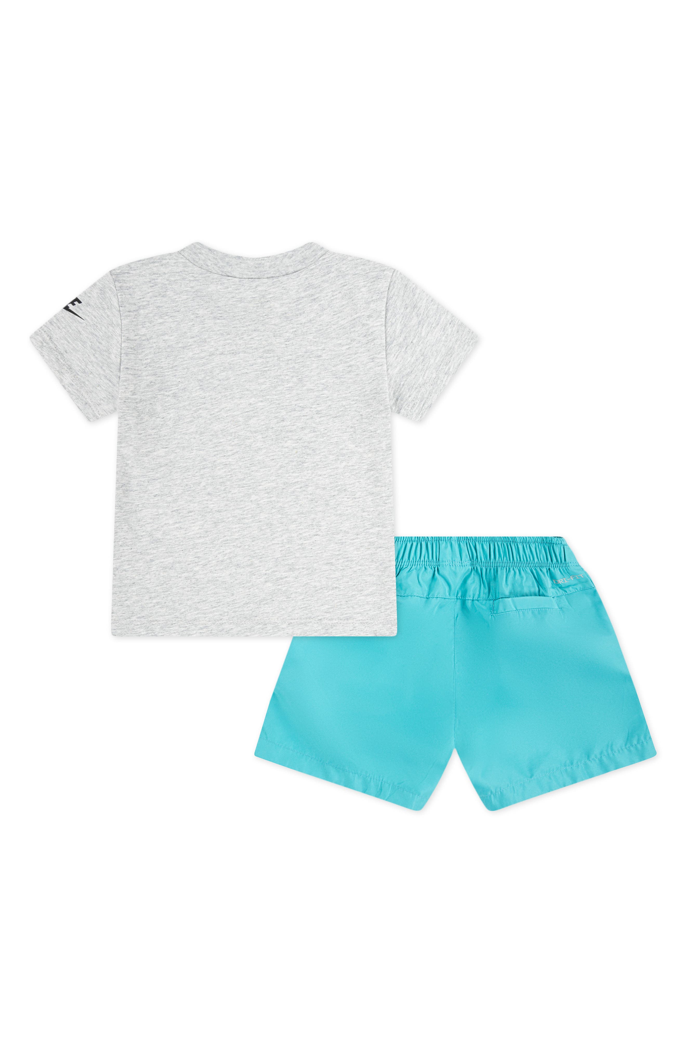 Nike Logo Graphic T-Shirt & Shorts