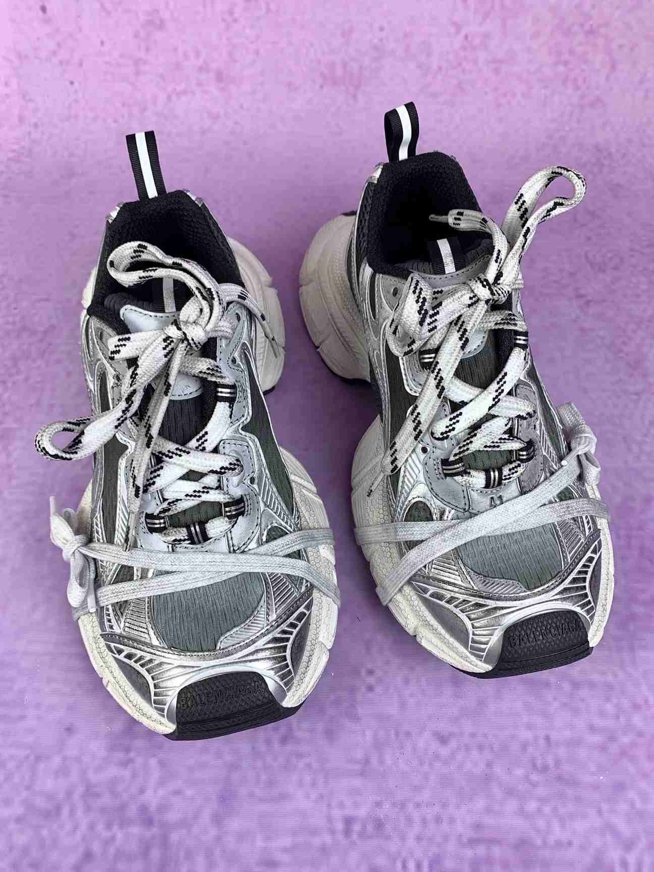 3XL Sneakers in Black/Grey/White