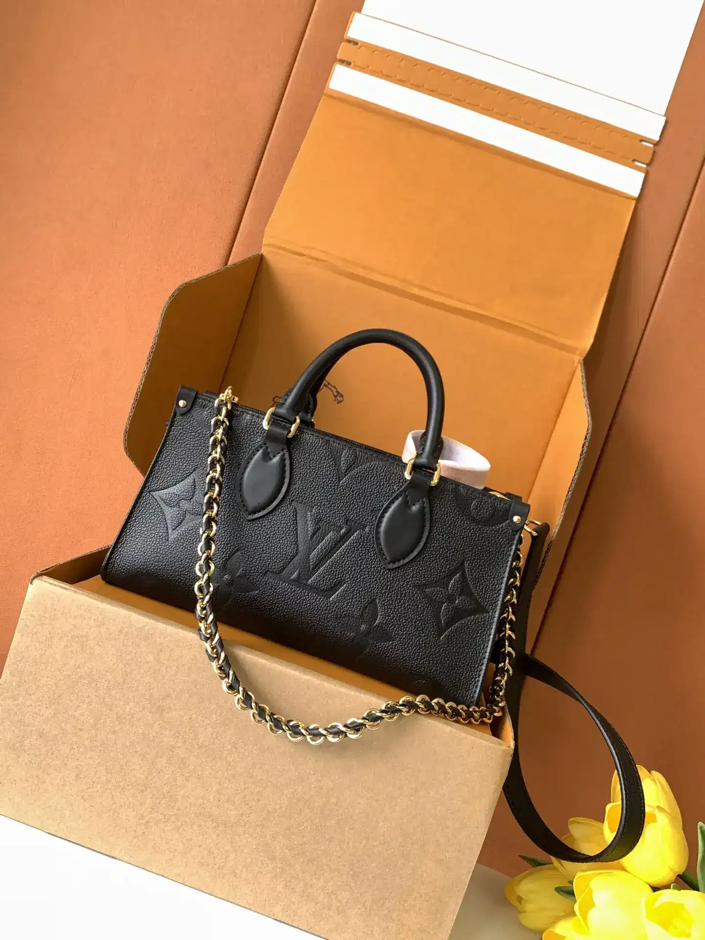 Louis Vuitton Onthego Tote Bag product photo from LabelPicks