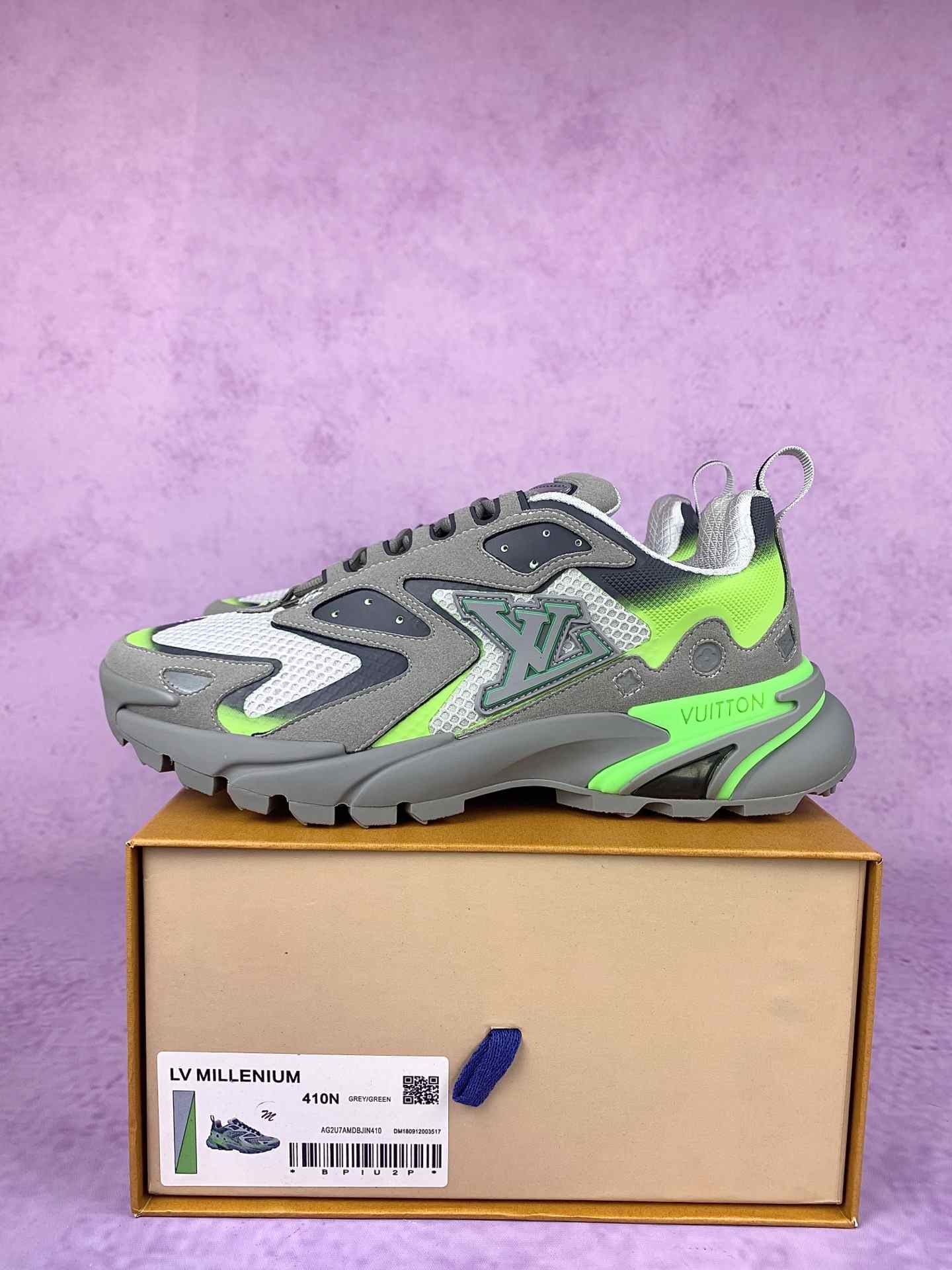 LV Runner Tatic Sneaker