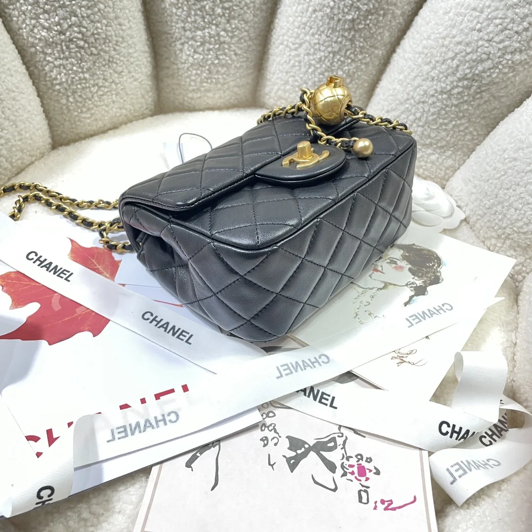 Chanel Black Shoulder Bag product photo from LabelPicks