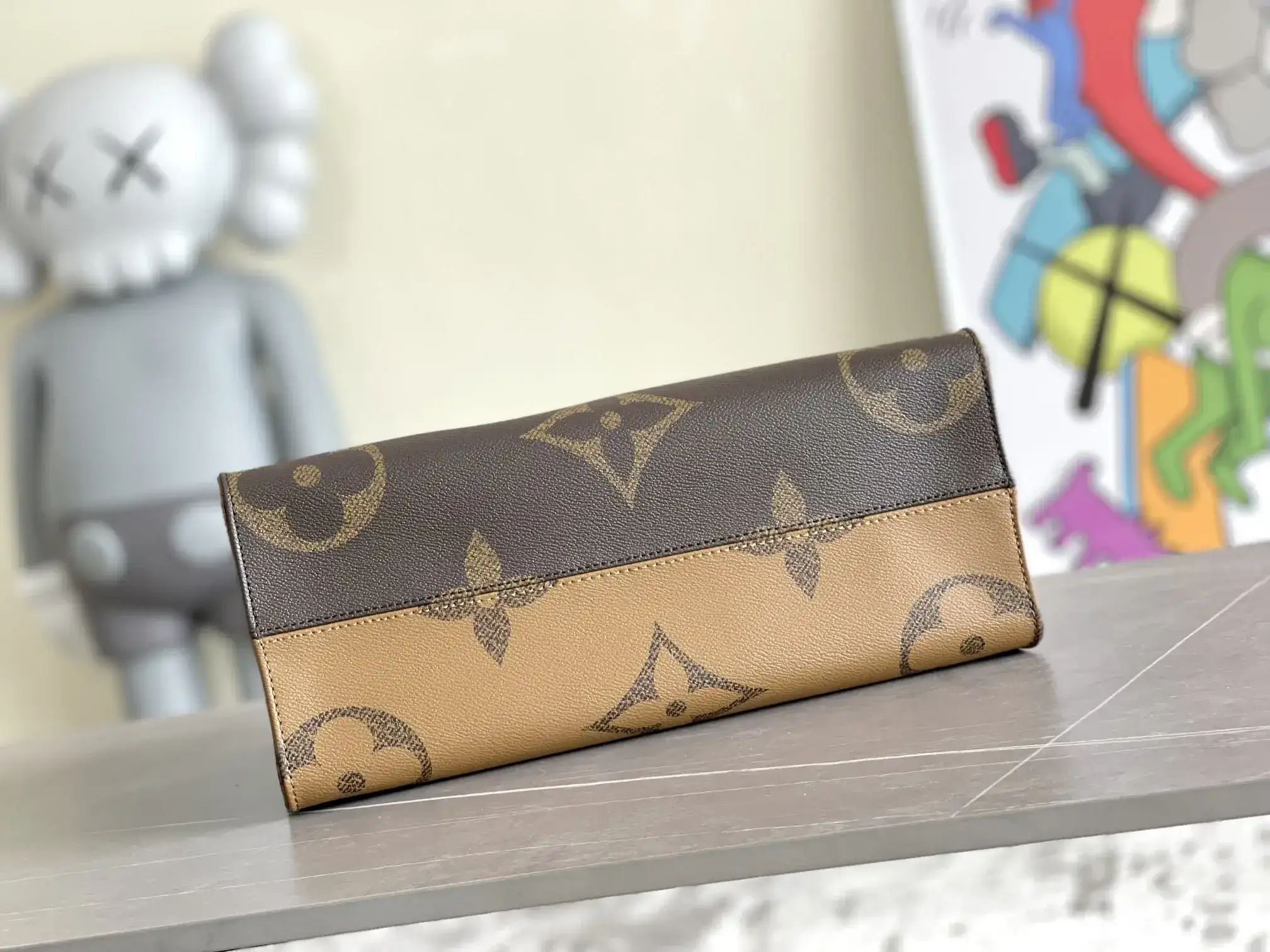 Louis Vuitton Onthego Tote Bag product photo from LabelPicks
