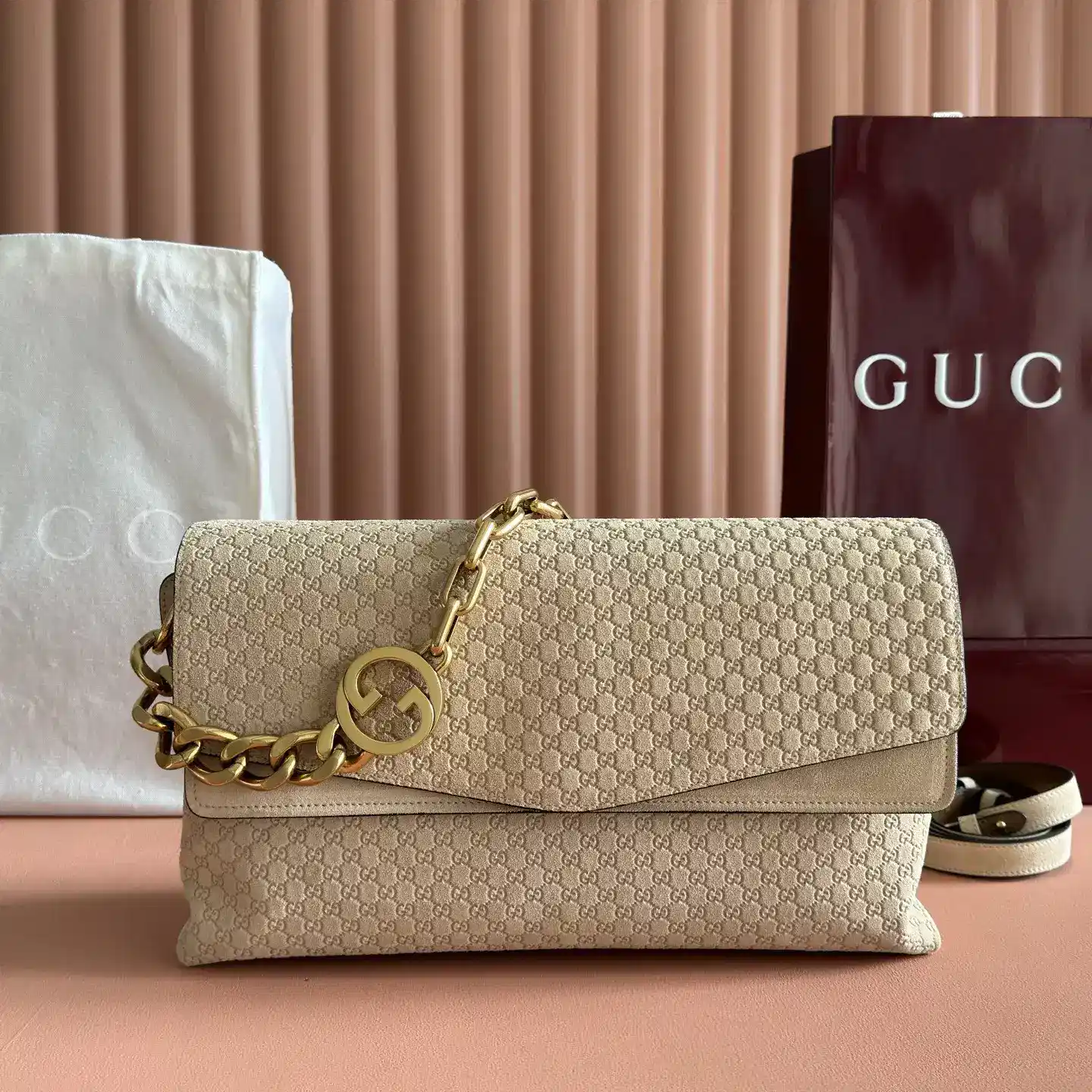 Gucci Beige GG Supreme Canvas Shoulder Bag product photo from LabelPicks