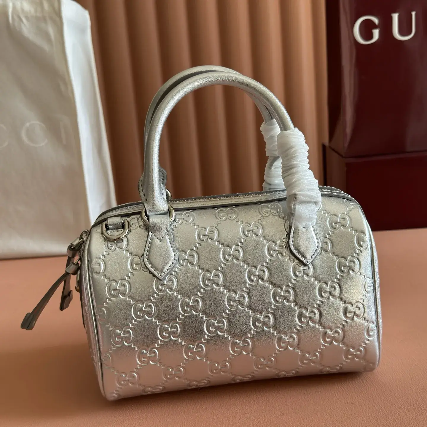 Gucci Versatile Top Handle Bag product photo from LabelPicks