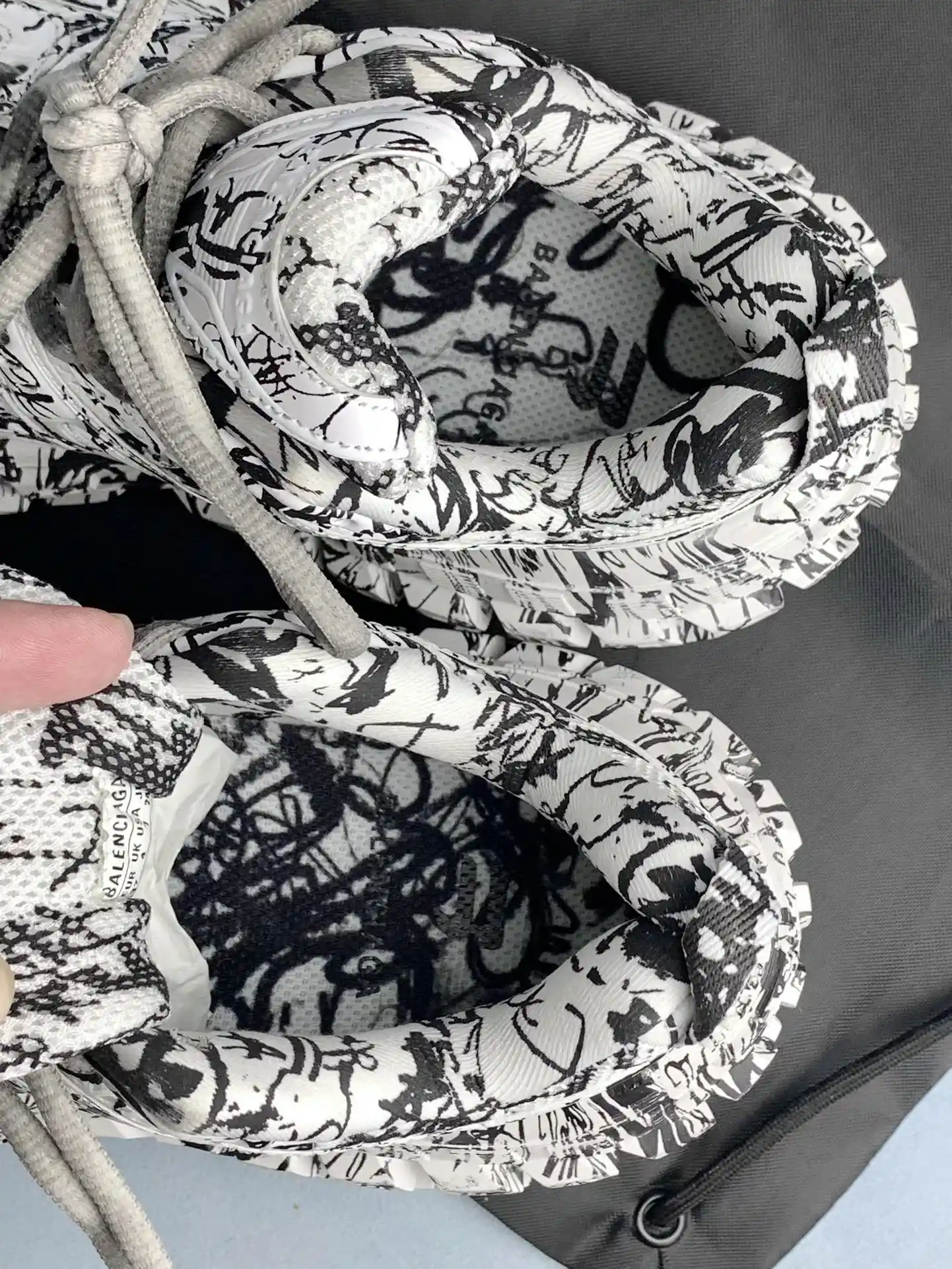 6XL Sneaker in Black/White Allover Print product photo from LabelPicks