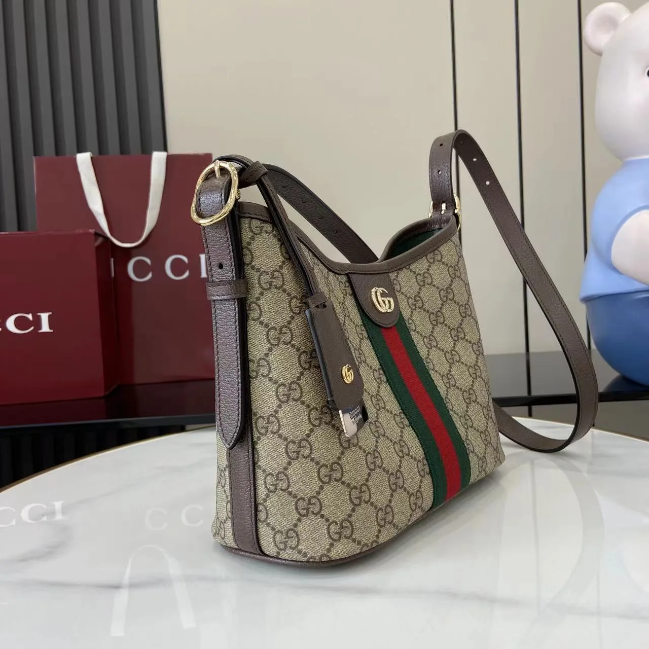 Gucci Ophidia Shoulder Bag product photo from LabelPicks