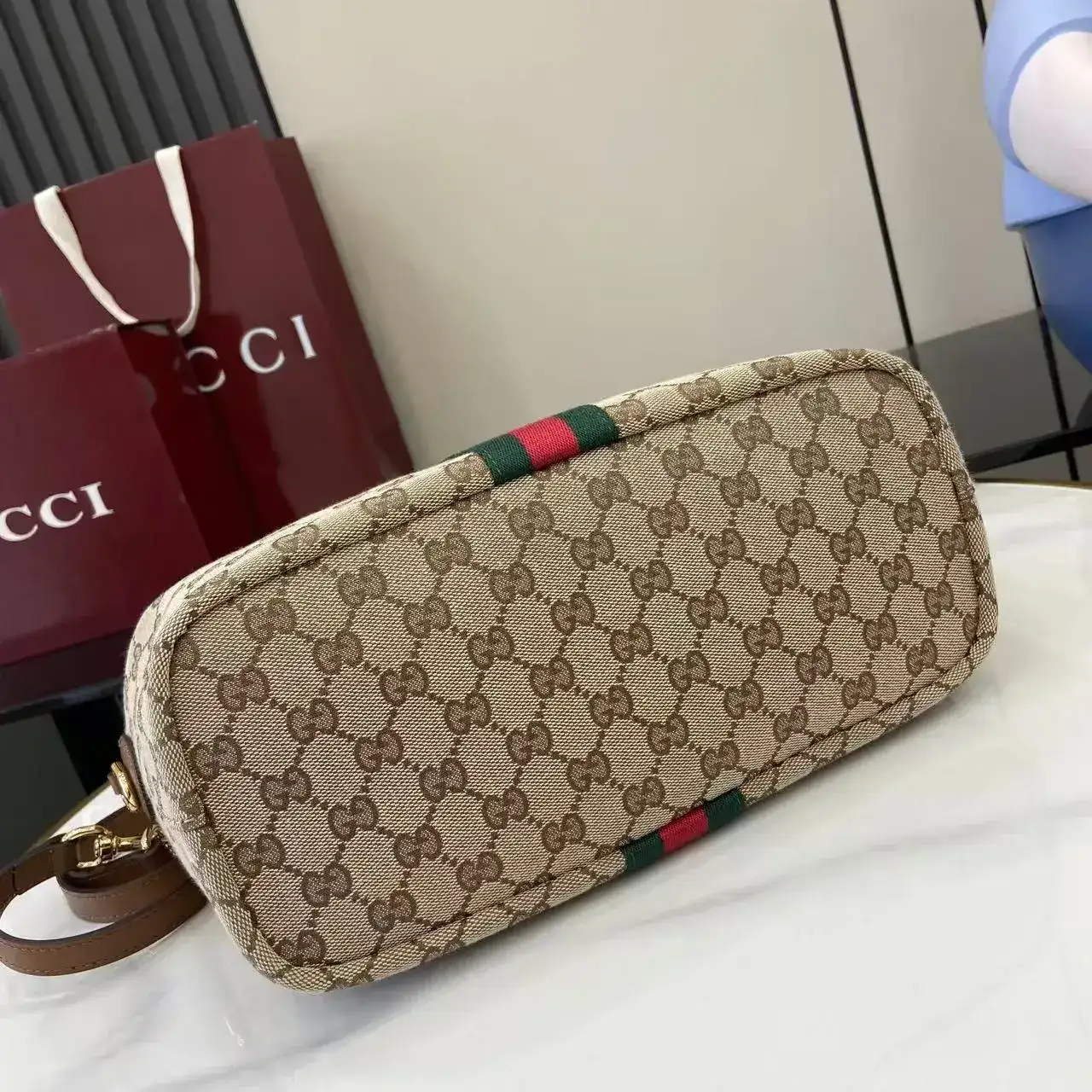 Gucci Brown GG Supreme Canvas Shoulder Bag product photo from LabelPicks