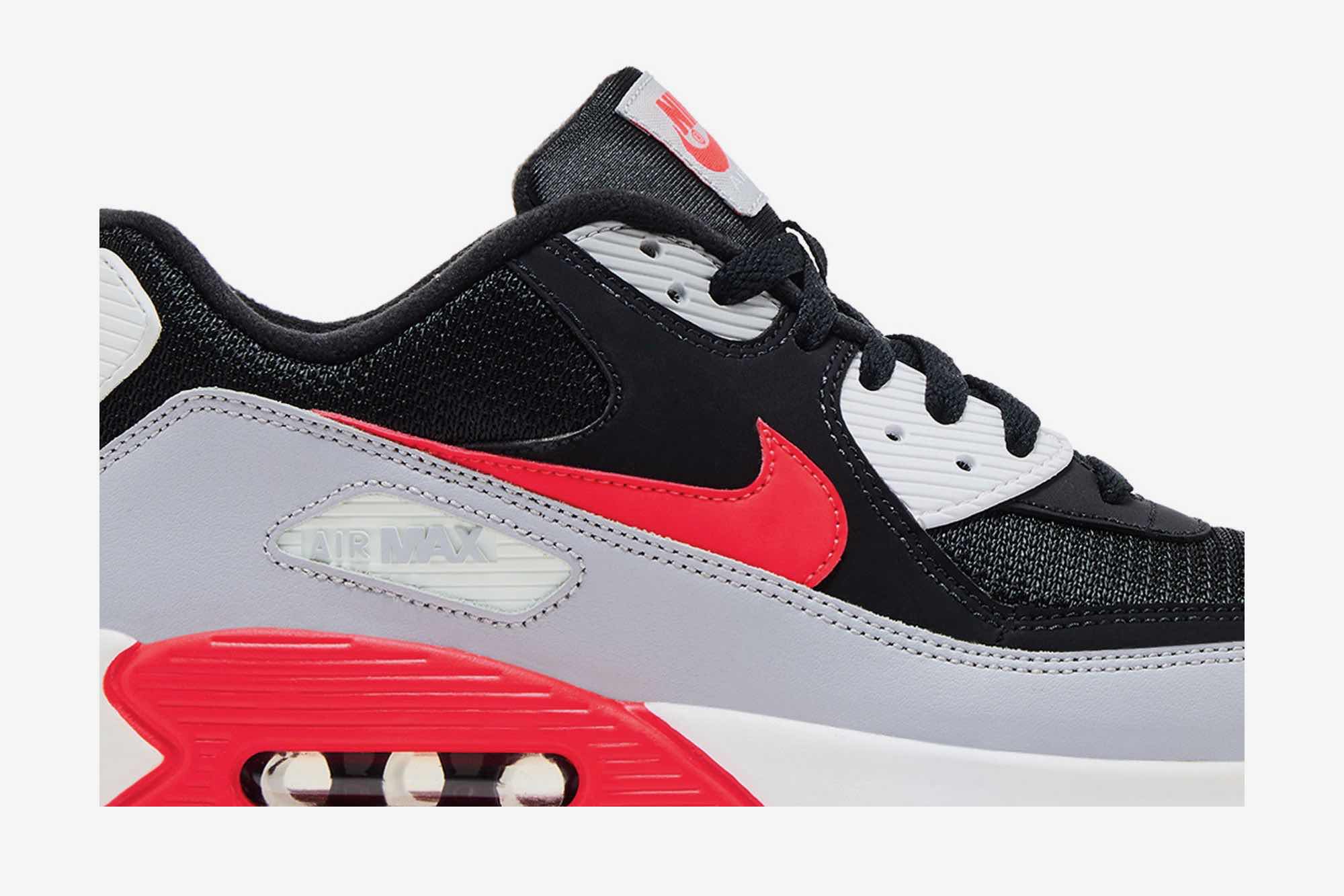 Nike Air Max 90 Essential ‘Bright Crimson Black’ AJ1285-012