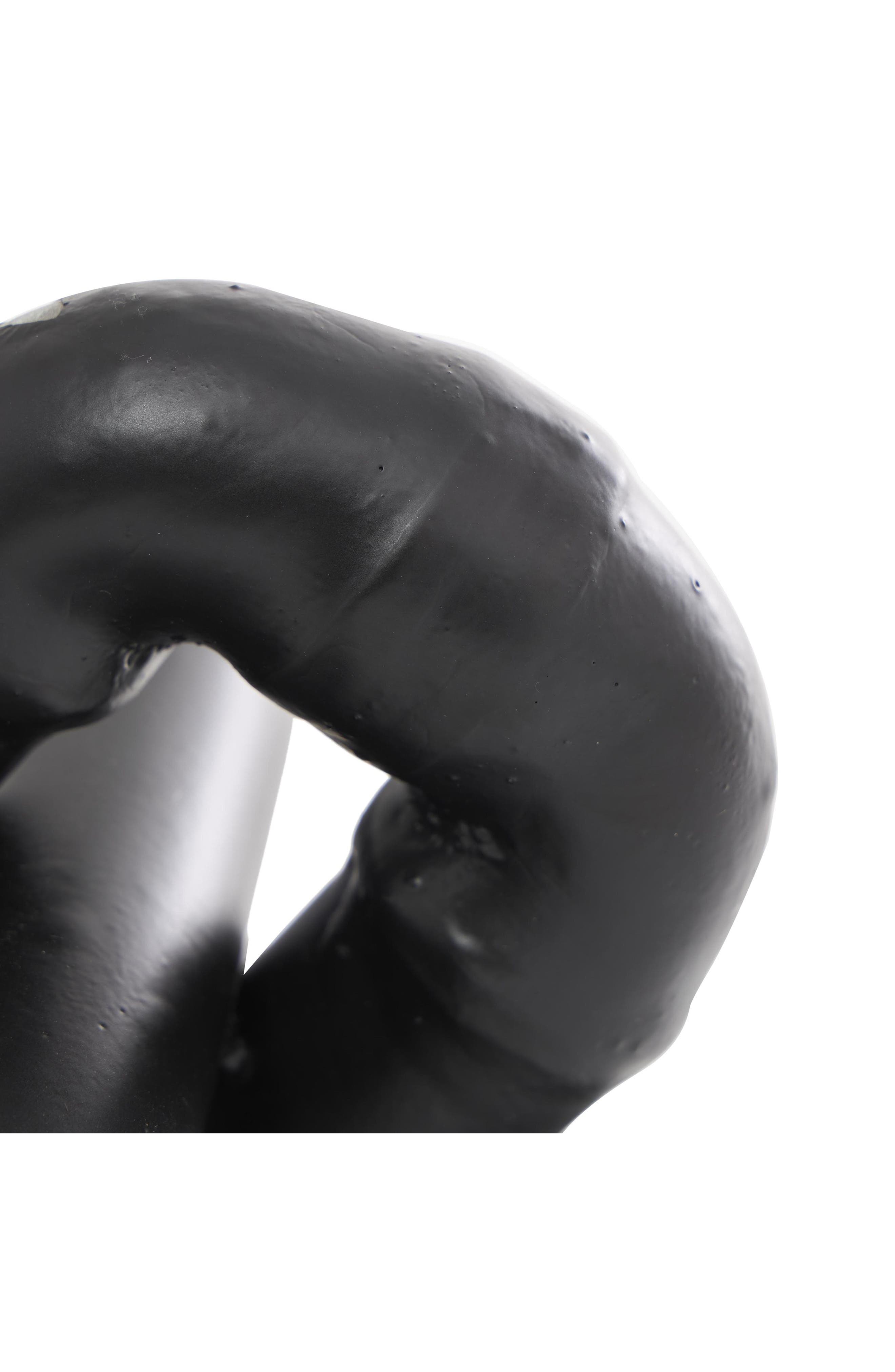 UMA Contemporary Chain Link Statue