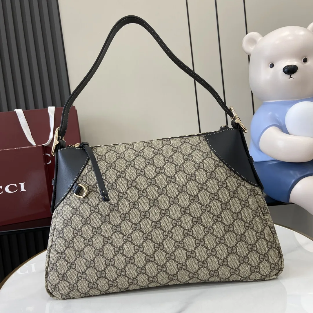 Gucci Day-To-Night Shoulder Bag product photo from LabelPicks