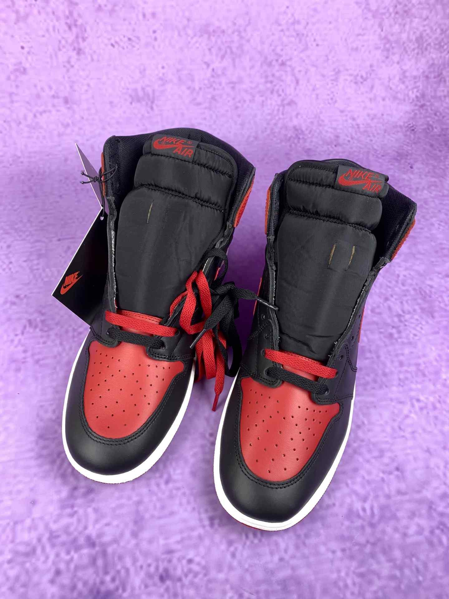 Air Jordan 1 High '85 Shoes