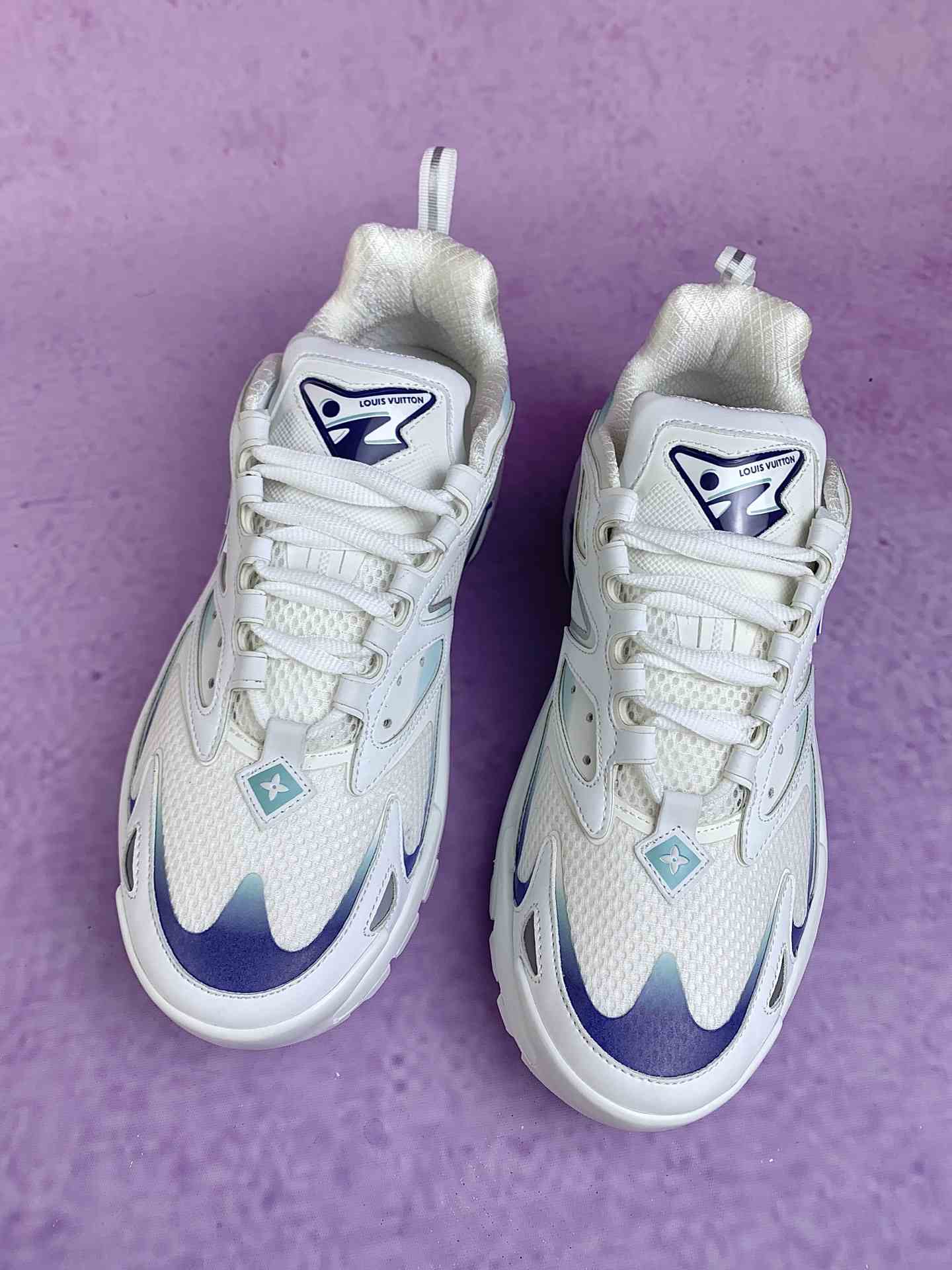 LV Runner Tatic Sneaker