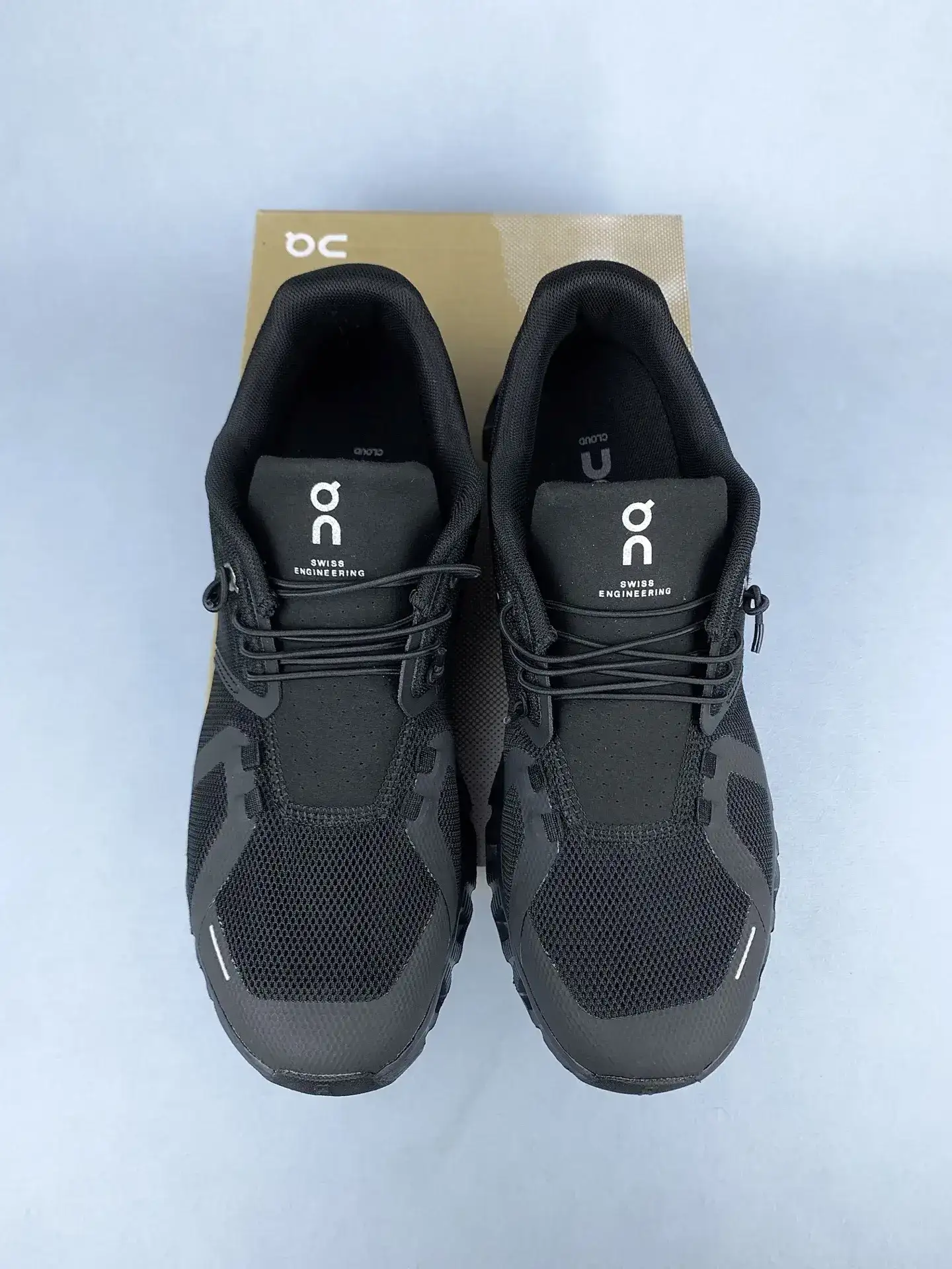 On Cloud 6 Shoes product photo from LabelPicks