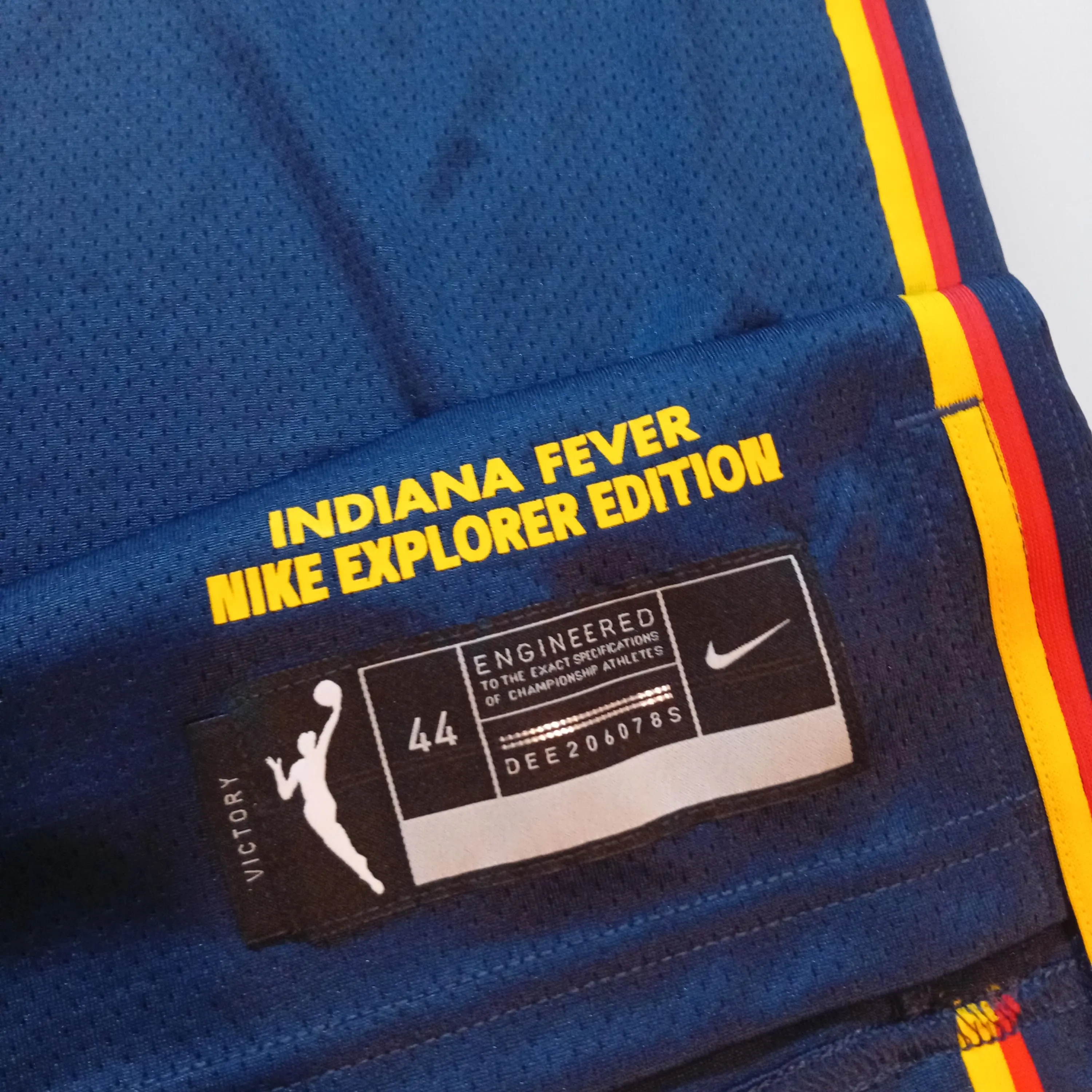 Caitlin Clark Signed WNBA Indiana Fever Jersey #22 With COA