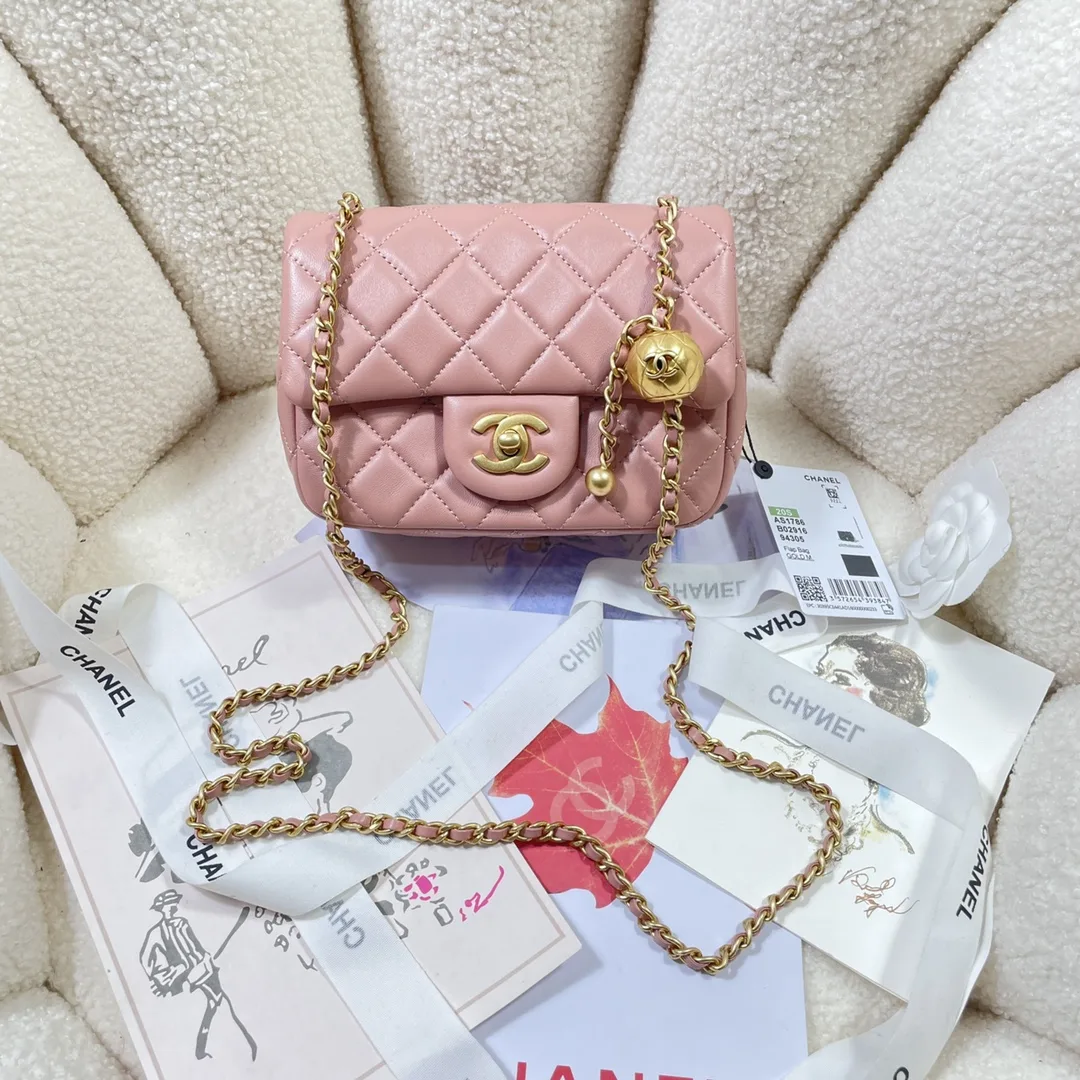 Chanel Pink Shoulder Bag product photo from LabelPicks