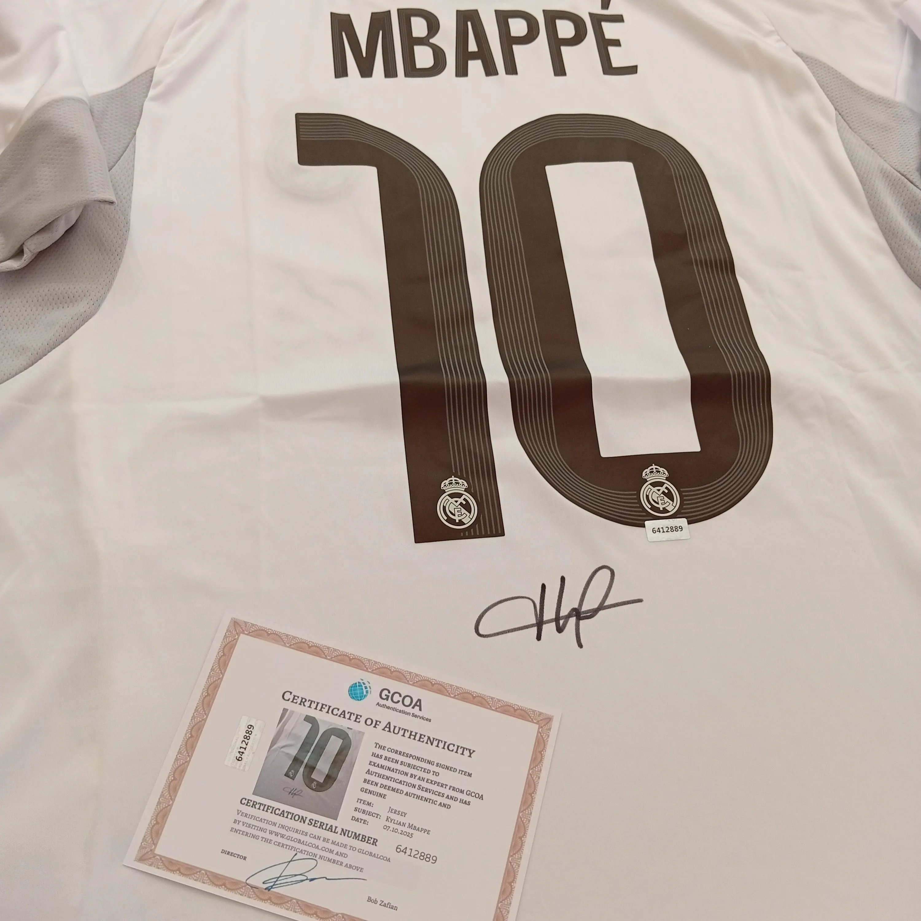 Kylian Mbappe Signed Autographed Real Madrid FC 2025/26 Soccer Jersey With COA