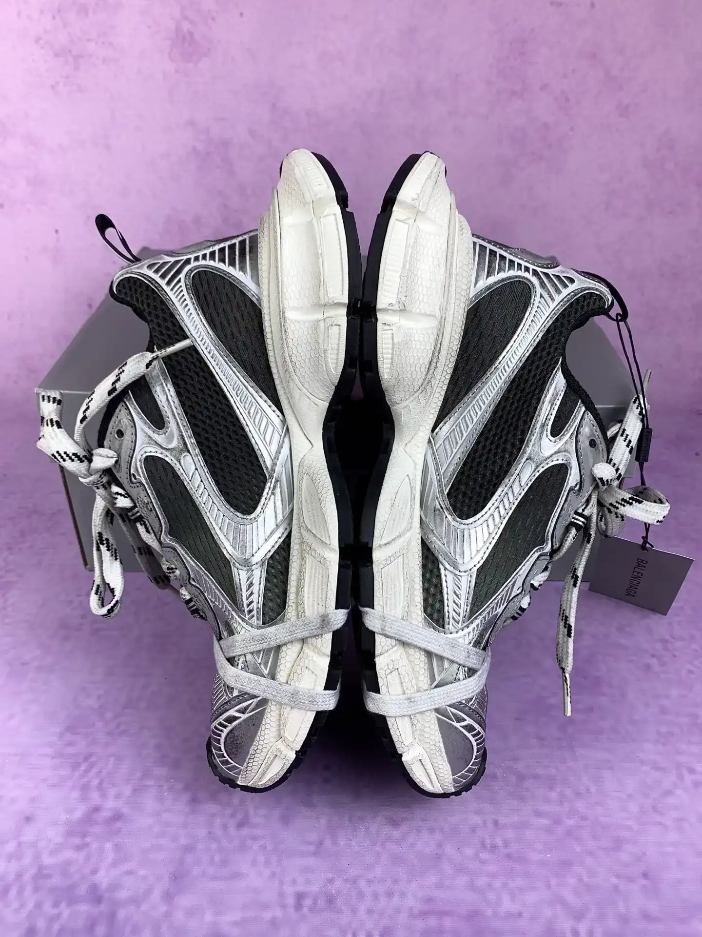 3XL Sneakers in Black/Grey/White product photo from LabelPicks