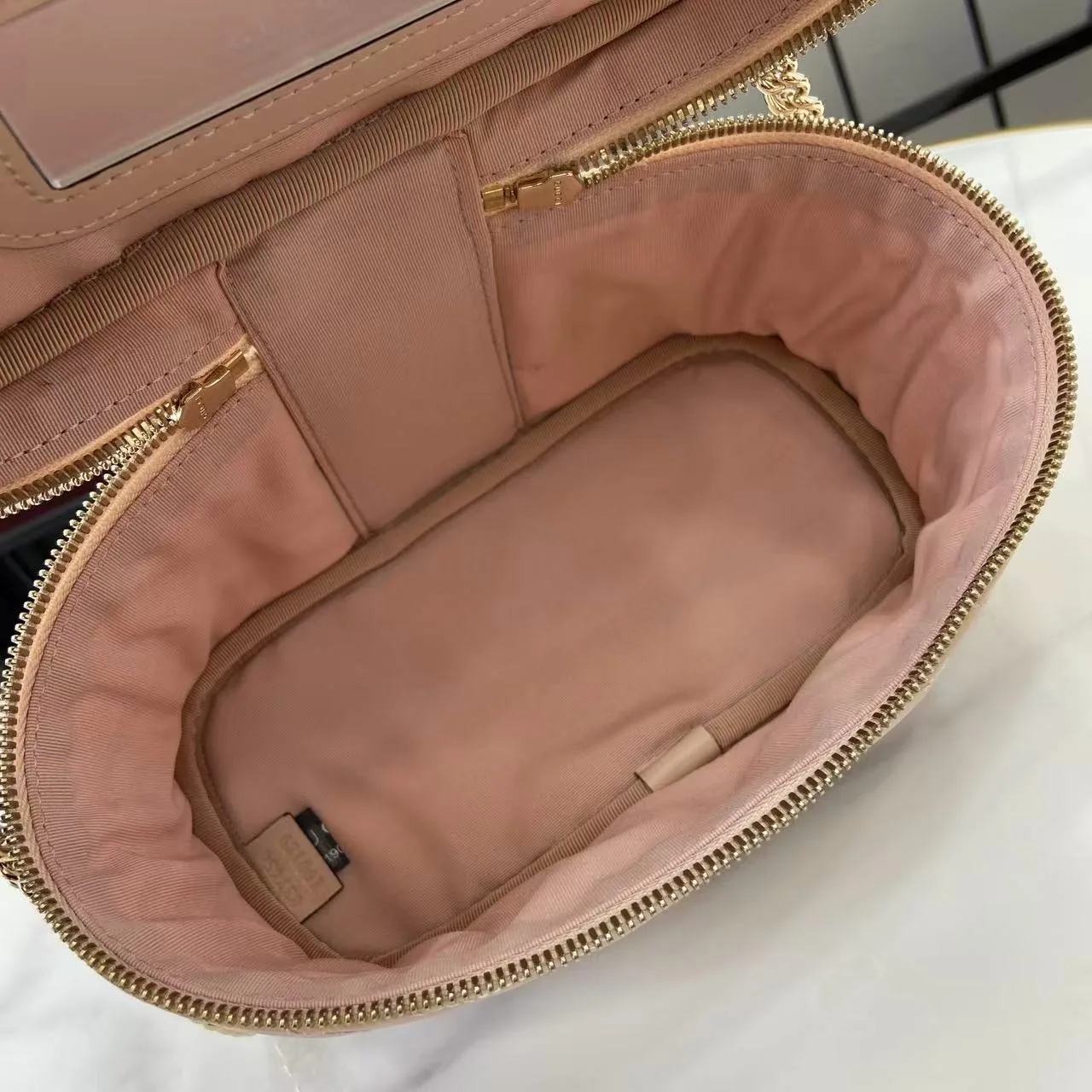 Gucci Marmont Pink GG Supreme Canvas Top Handle Bag product photo from LabelPicks