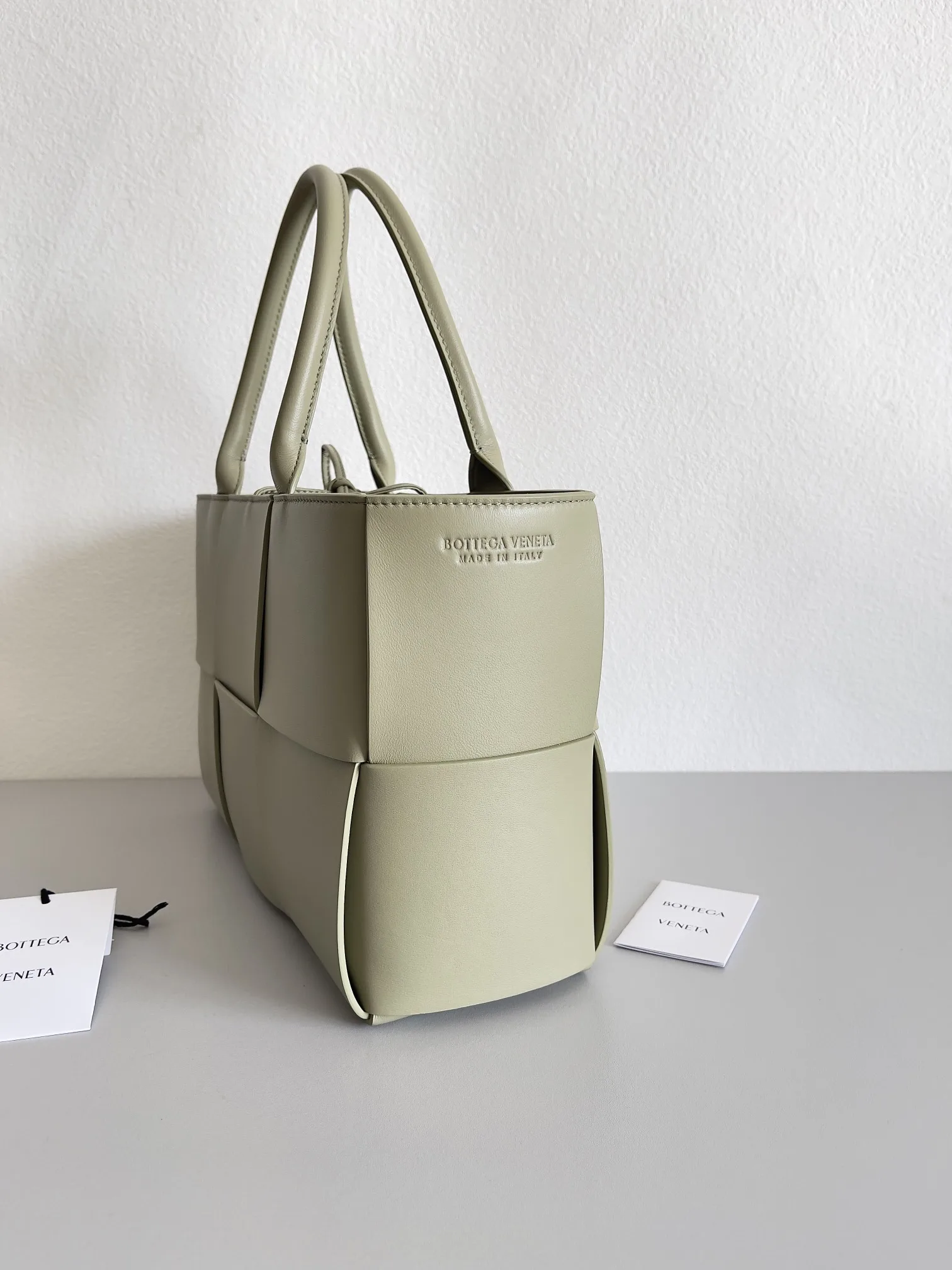 Bottega Veneta Green Intrecciato Woven Leather Tote Bag product photo from LabelPicks