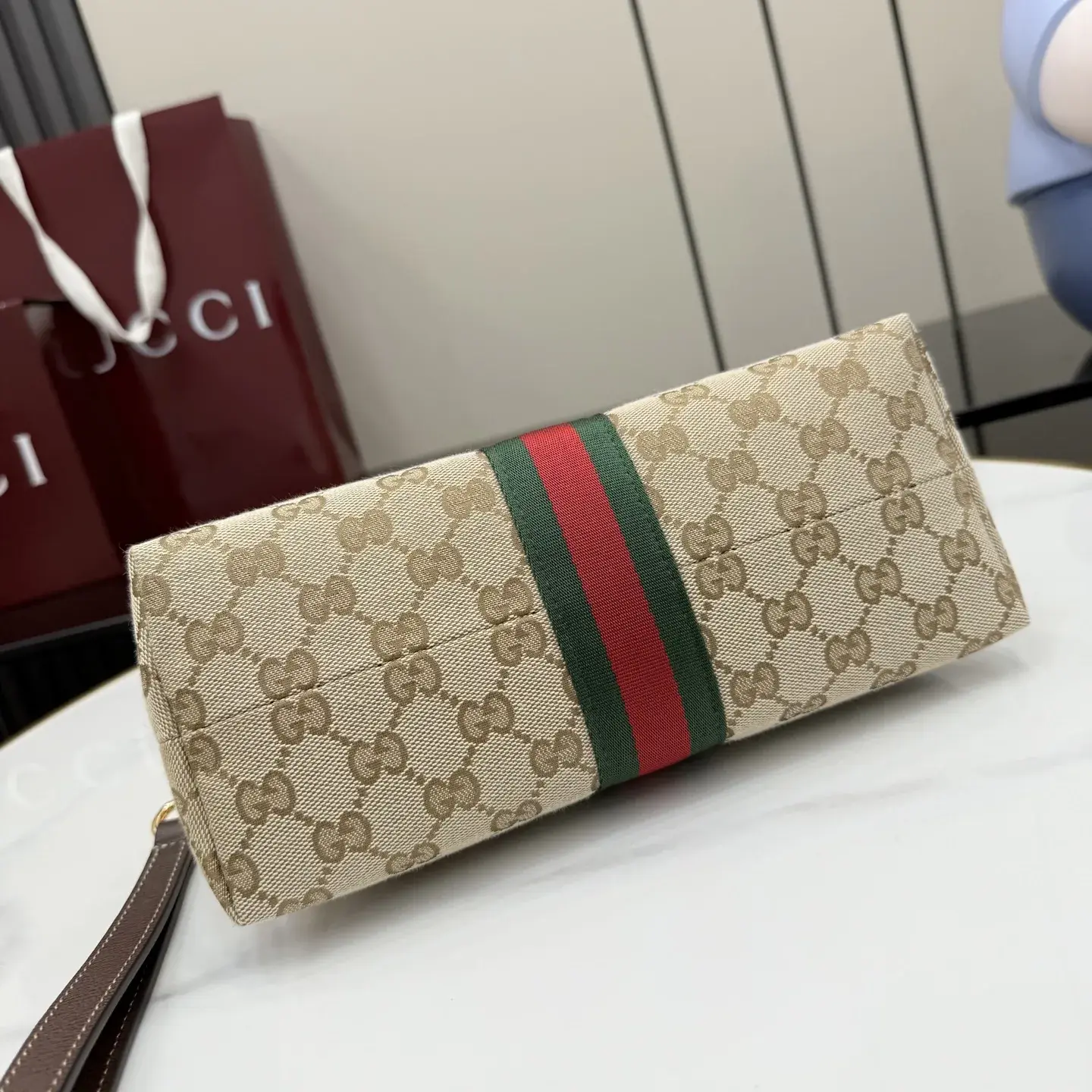 Gucci Lambskin Clutch product photo from LabelPicks