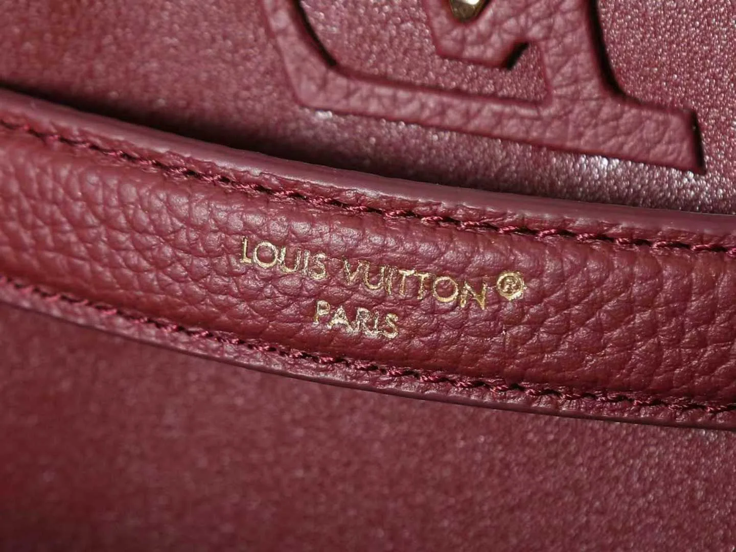 Louis Vuitton Burgundy Capucines Calfskin Top Handle Bag product photo from LabelPicks