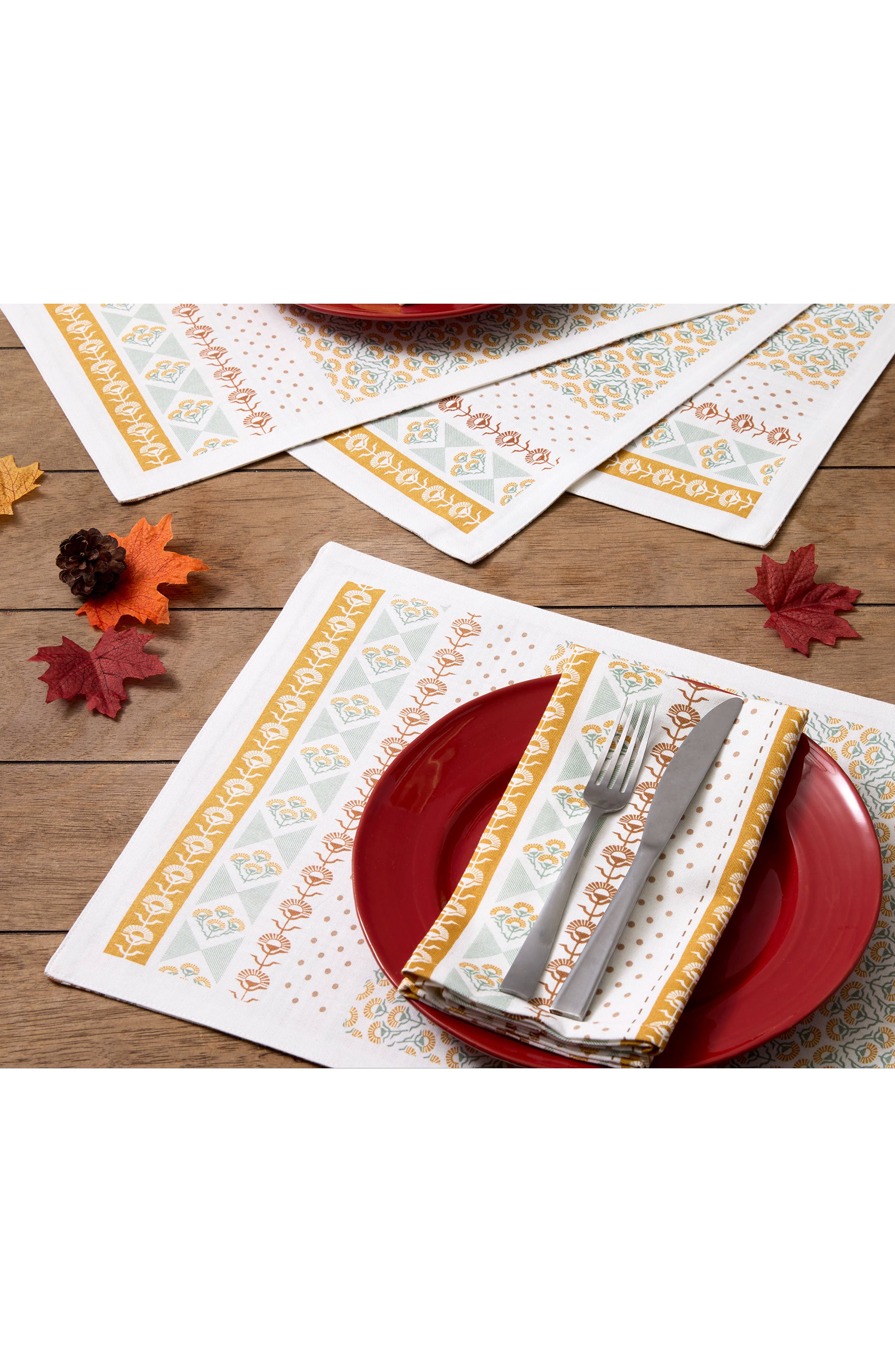 Design Imports Golden Gardens Set of Four Placemats