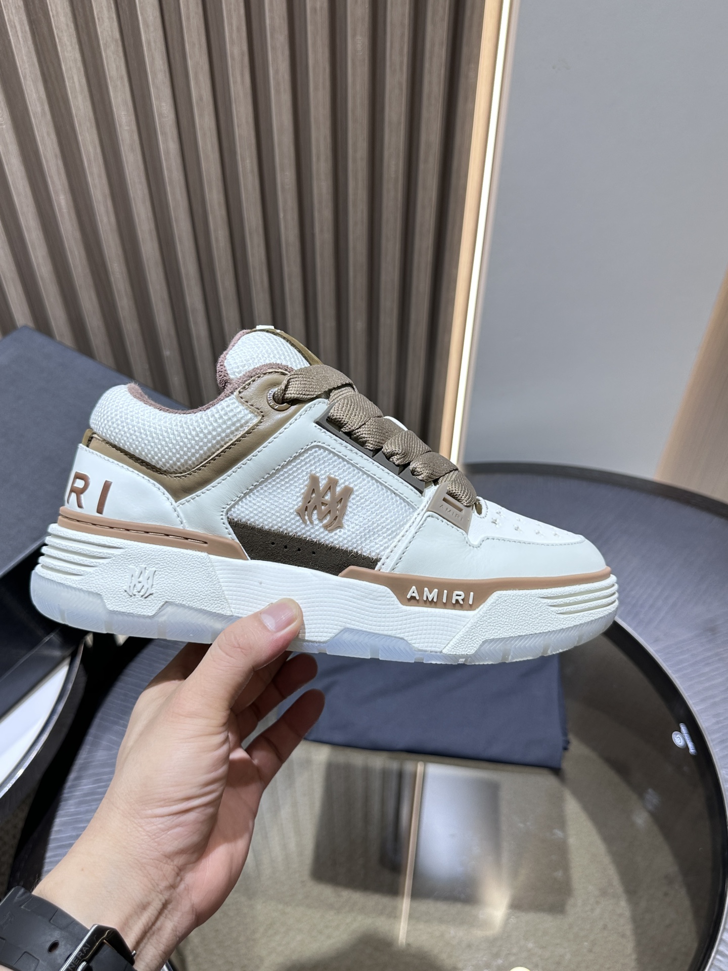 AMIRI SNEAKER