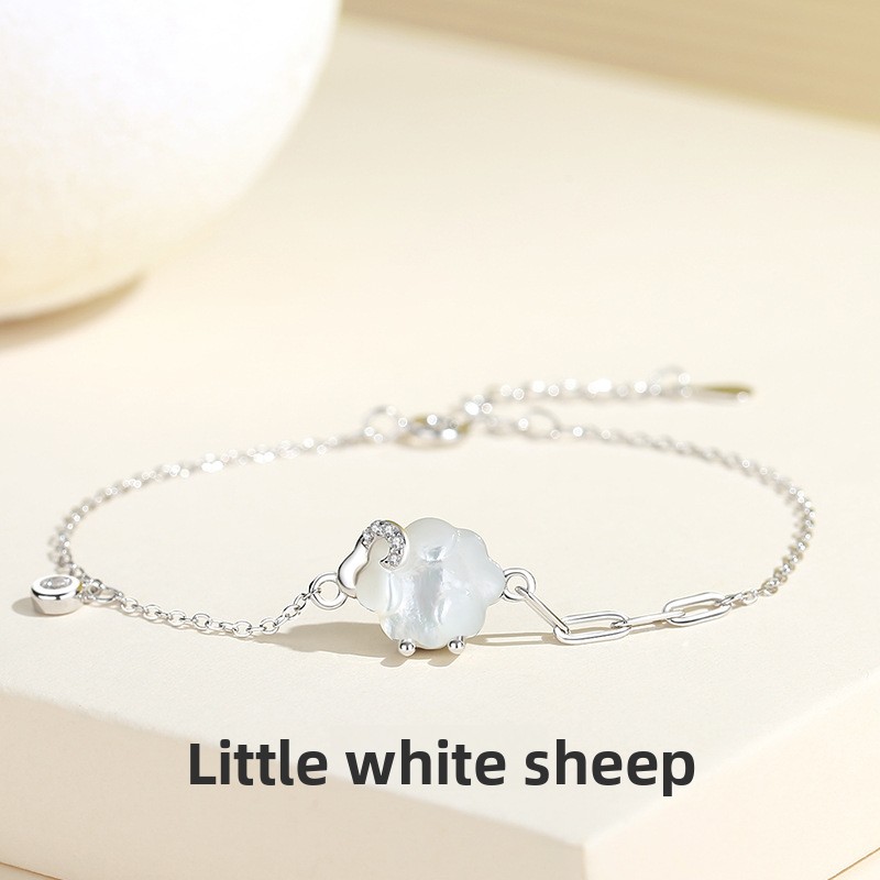 Original new design, mother-of-pearl lamb bracelet, sterling silver, Korean style, unique design, cute and fresh bracelet for girls, available for drop shipping