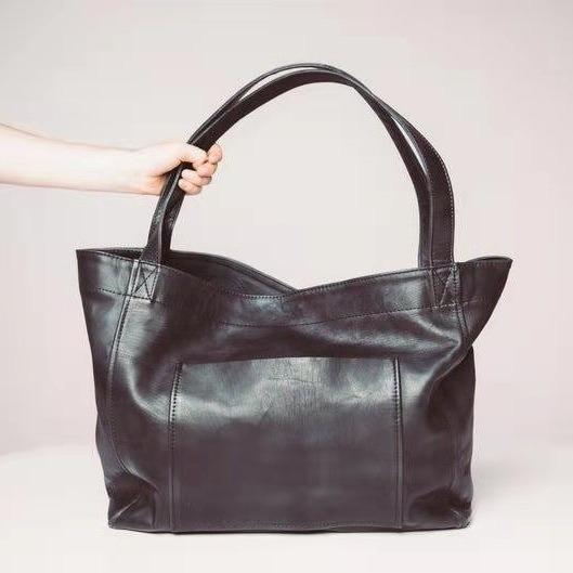 Women's Vintage Oil-wax Pocket Soft Leather Hand Bill of Lading Shoulder Bag